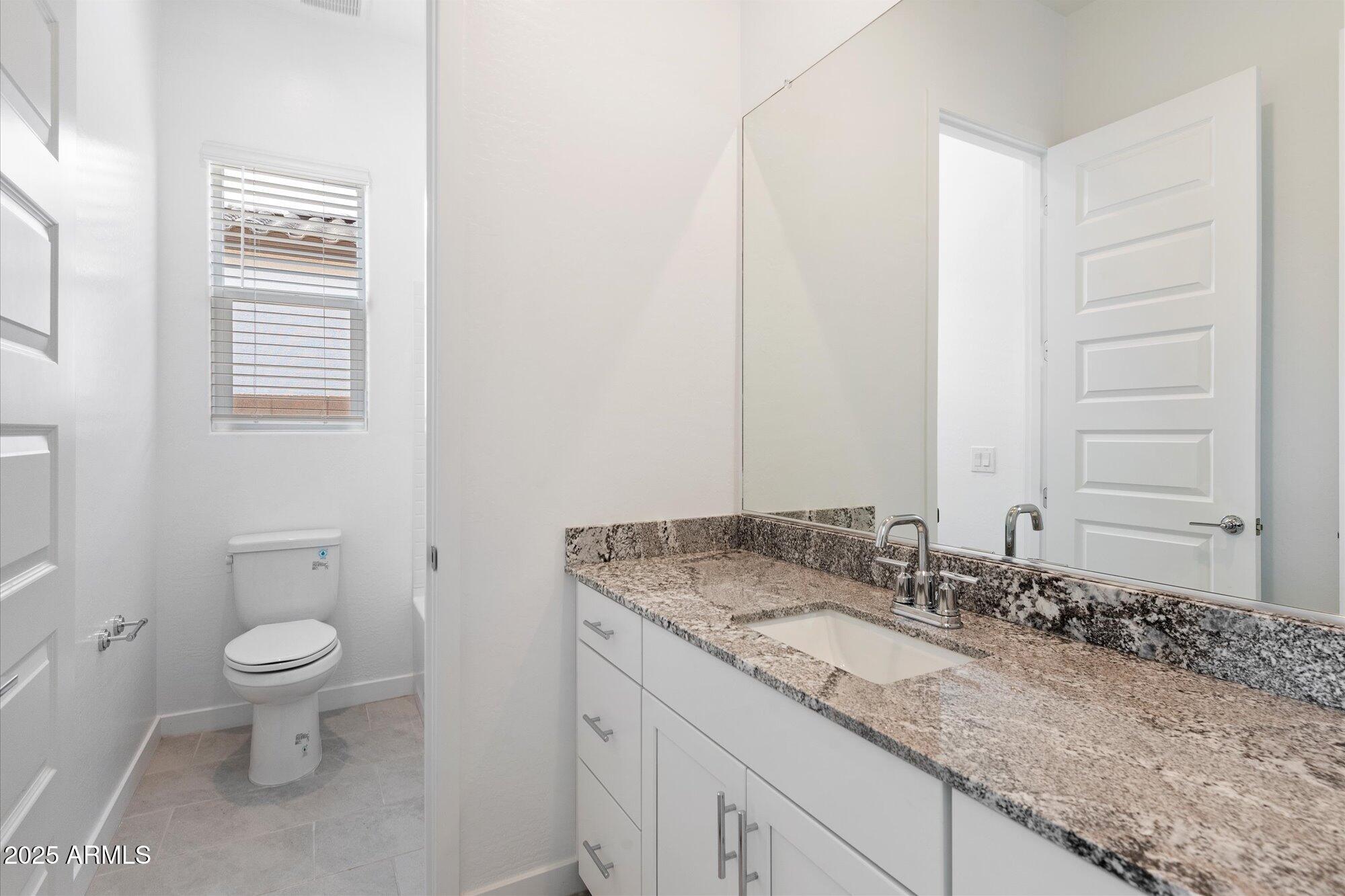 14996 W SMOKETREE Drive