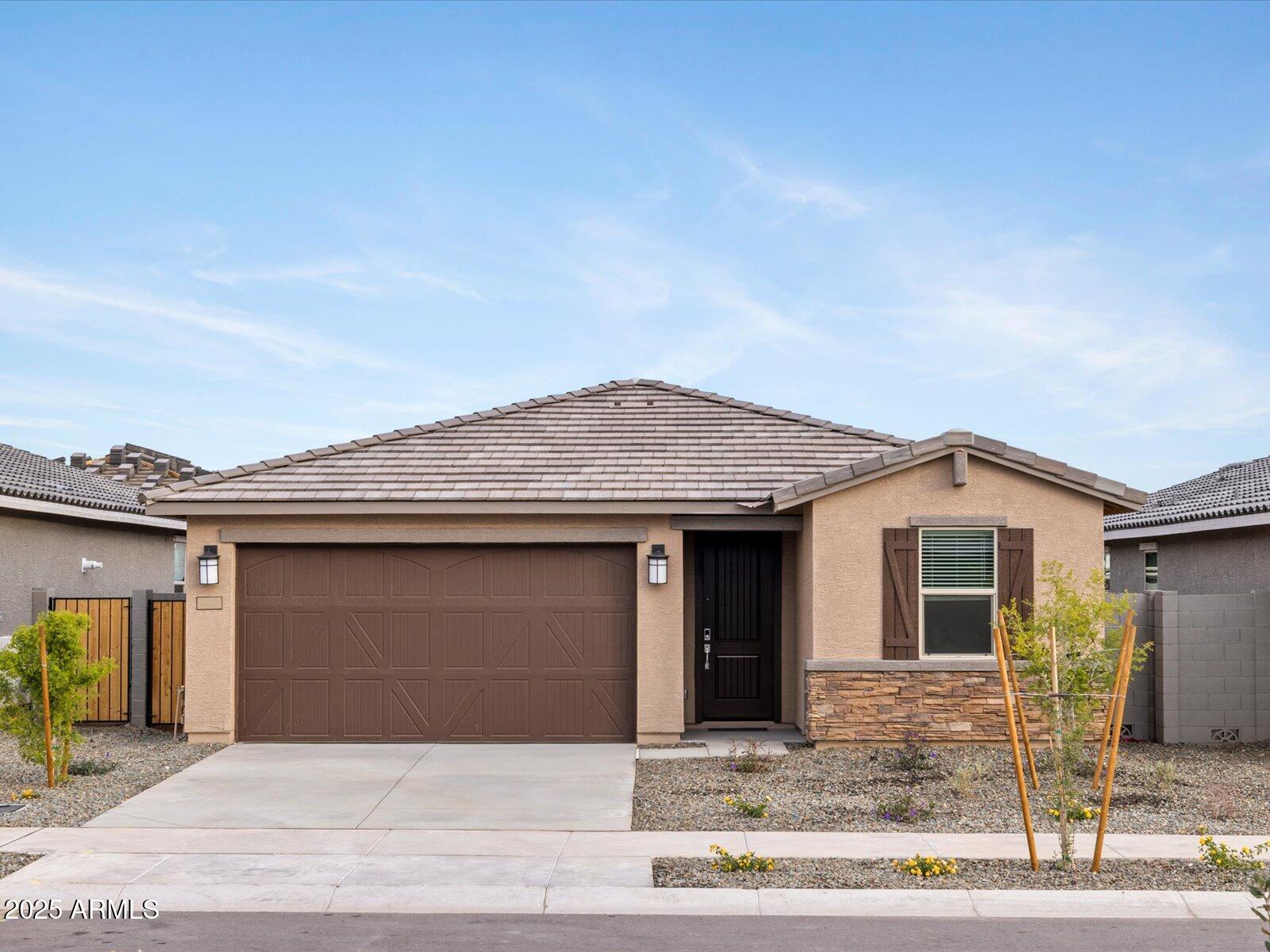 16020 W HACKAMORE Drive