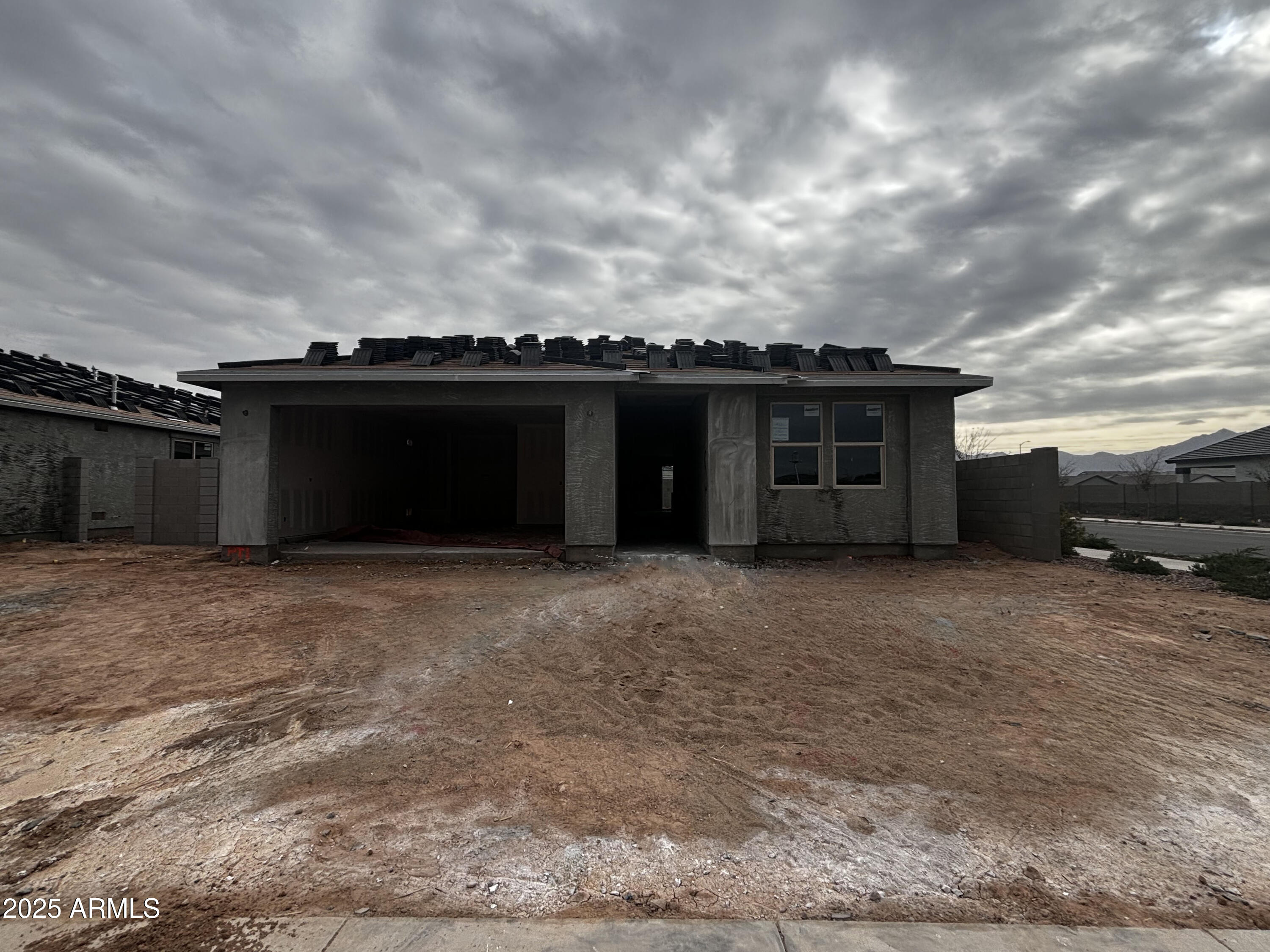 5615 W SUMMERSIDE Road