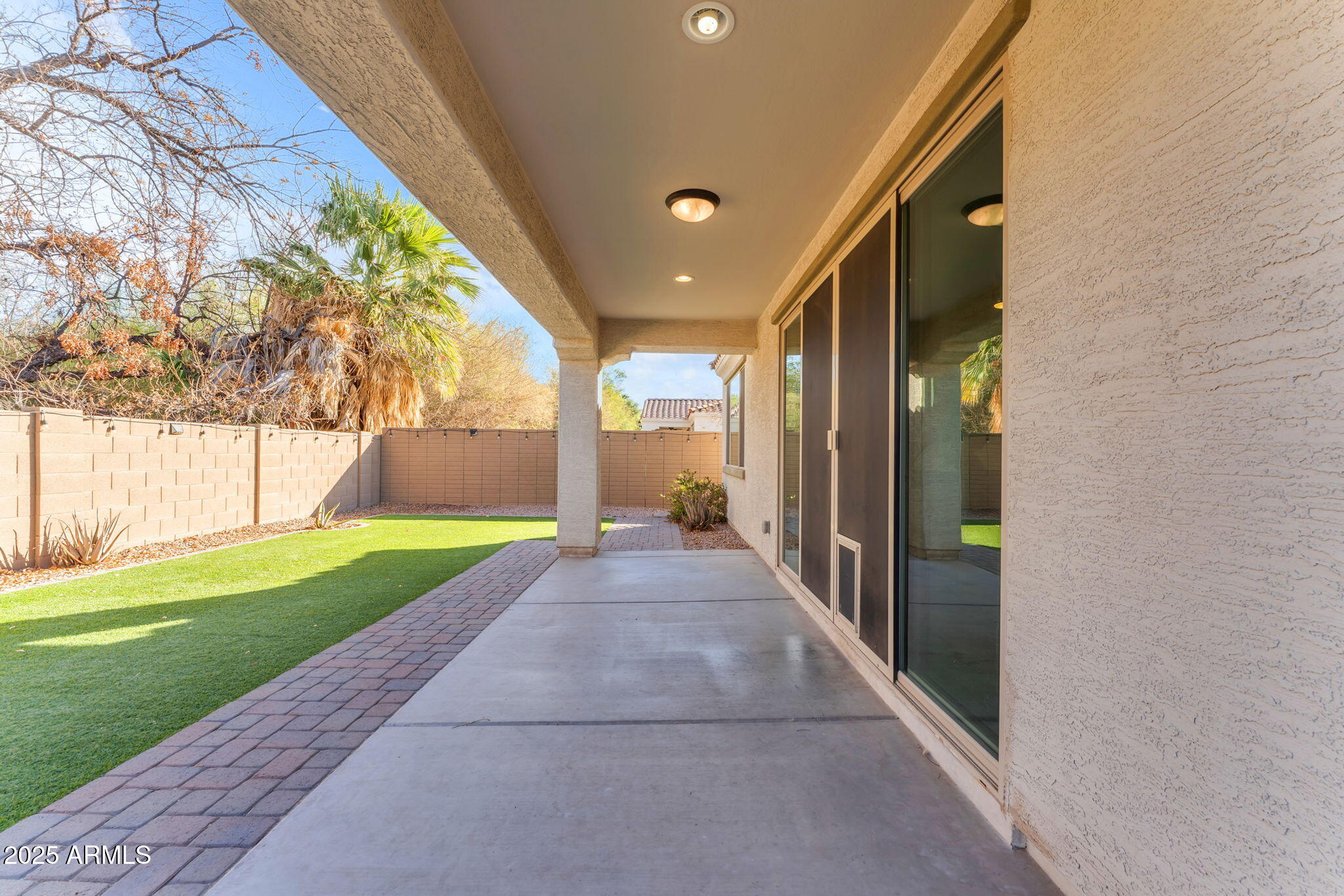 5637 S 29TH Place