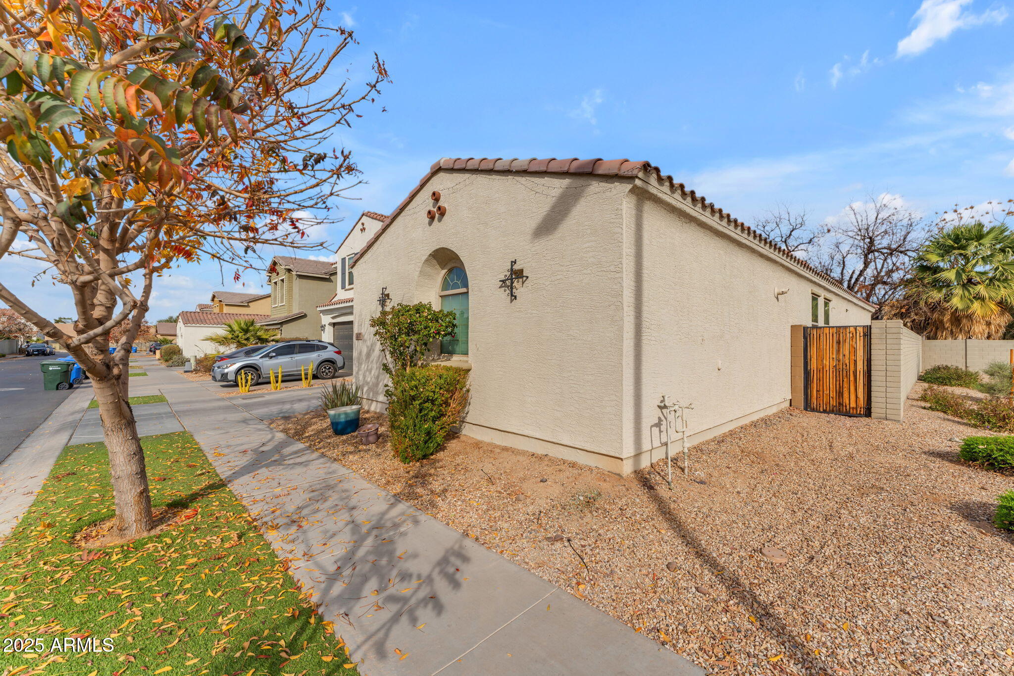 5637 S 29TH Place