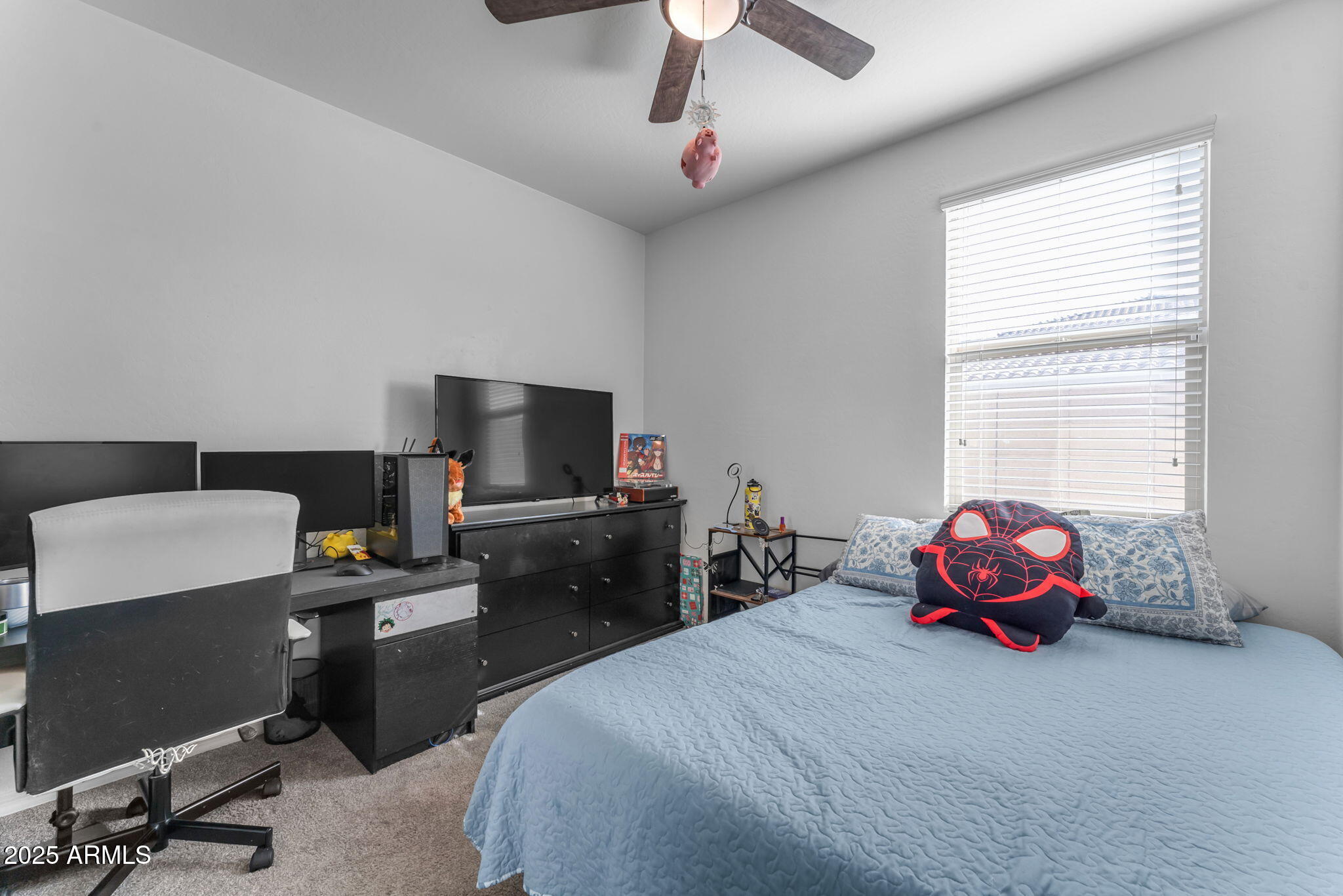 5637 S 29TH Place