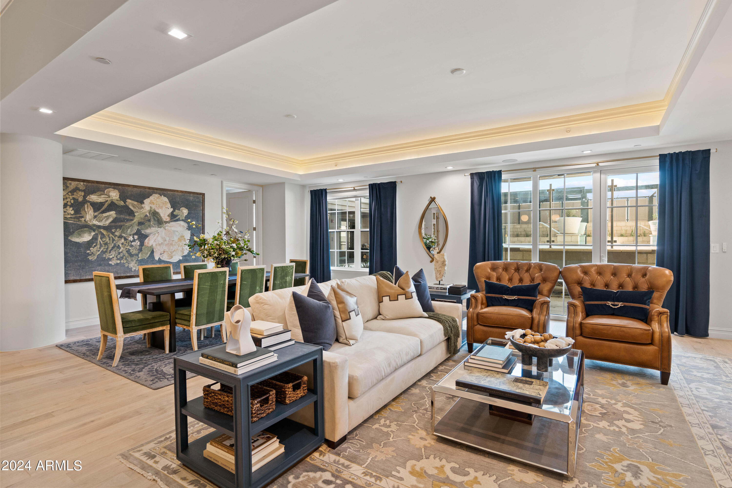 4240 E Camelback Road, 413