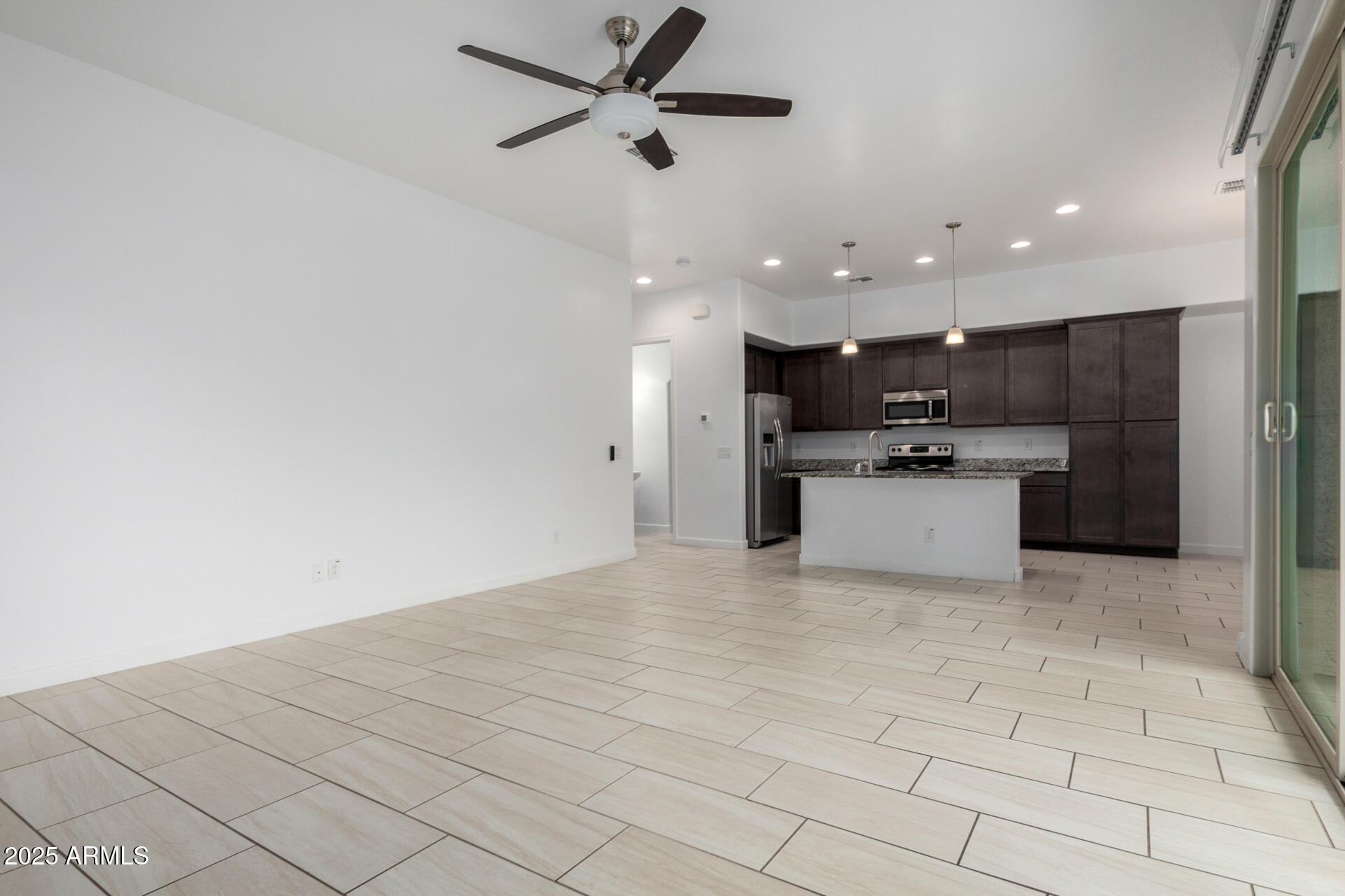 3058 N 33RD Place