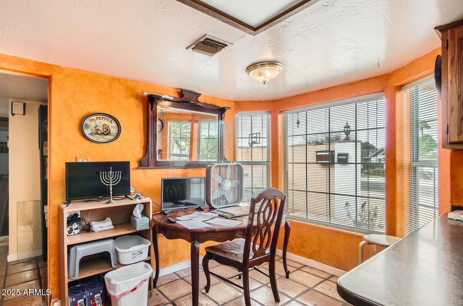 2929 N 55TH Place
