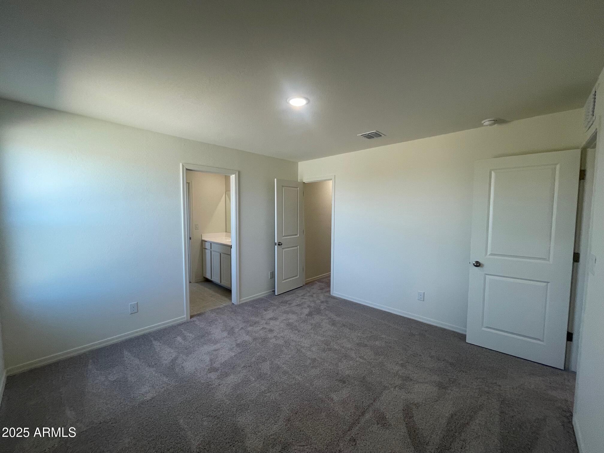 2087 E BUCKING BRONCO Drive