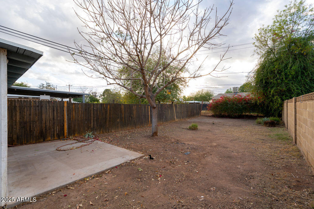 4620 N 10TH Place