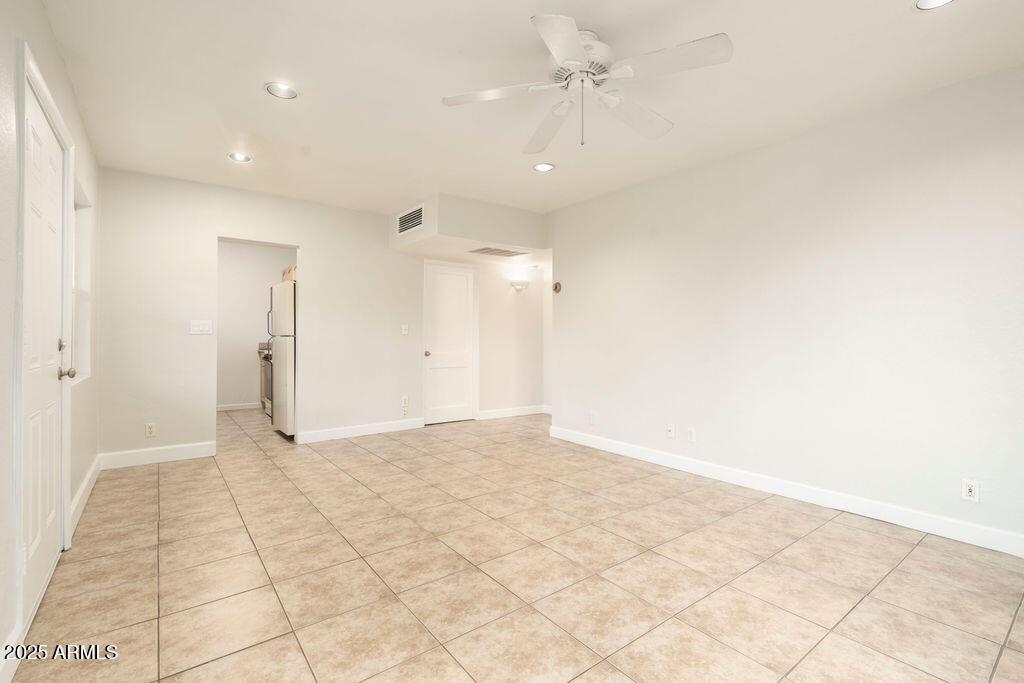4620 N 10TH Place