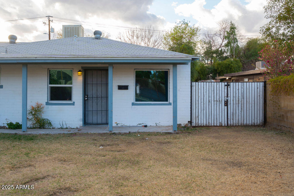 4620 N 10TH Place