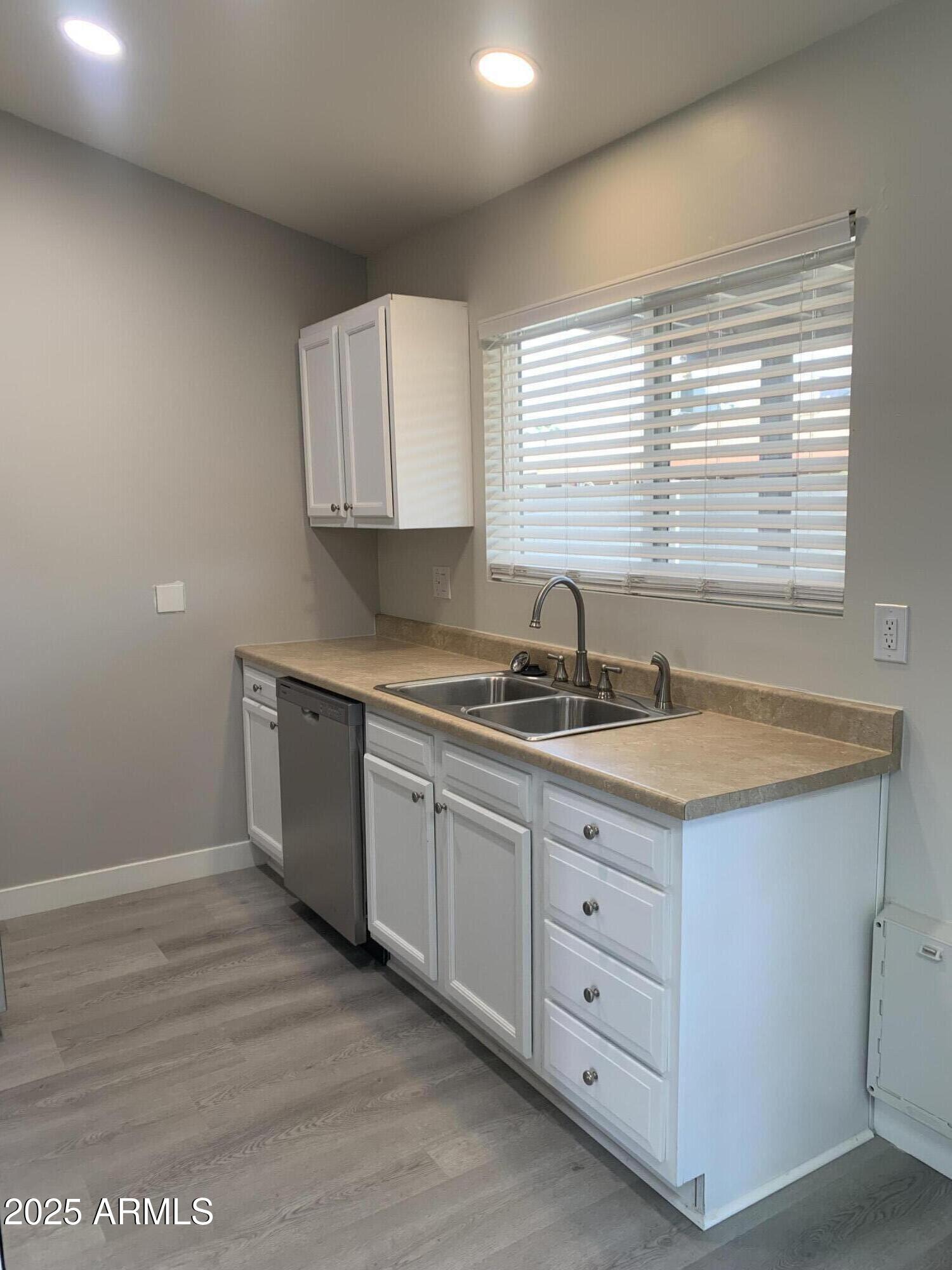 3018 W IRMA Lane