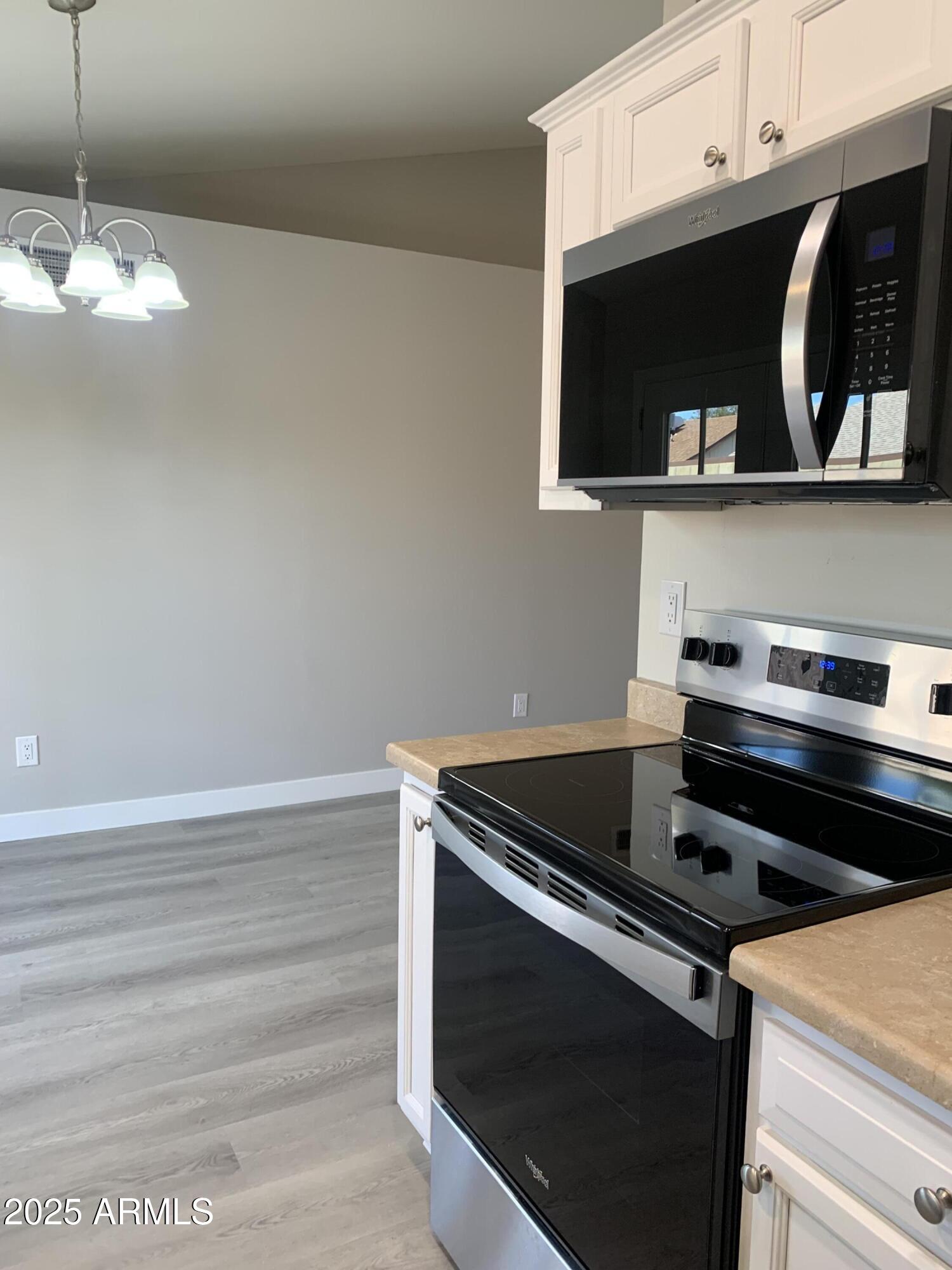 3018 W IRMA Lane