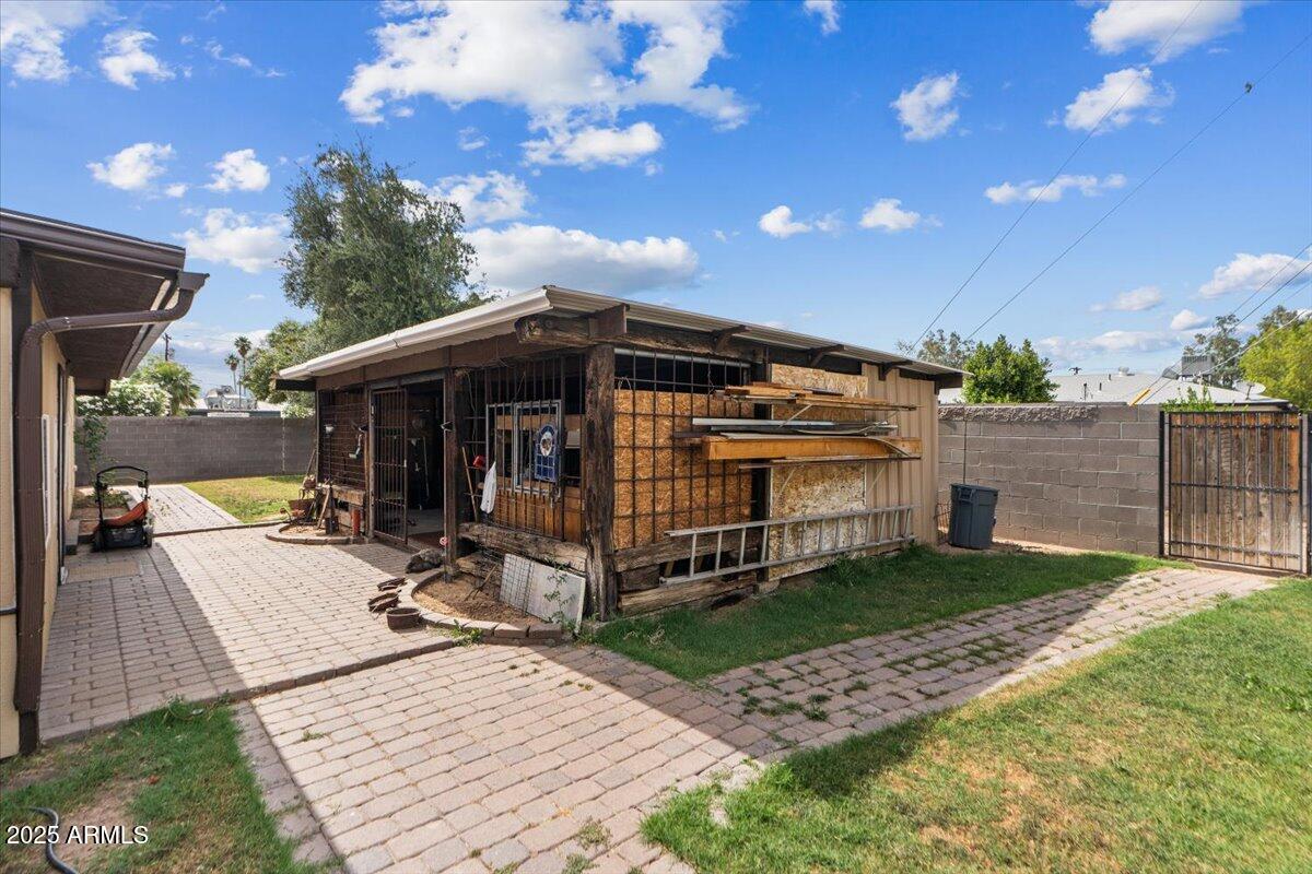 7226 E VIRGINIA Avenue