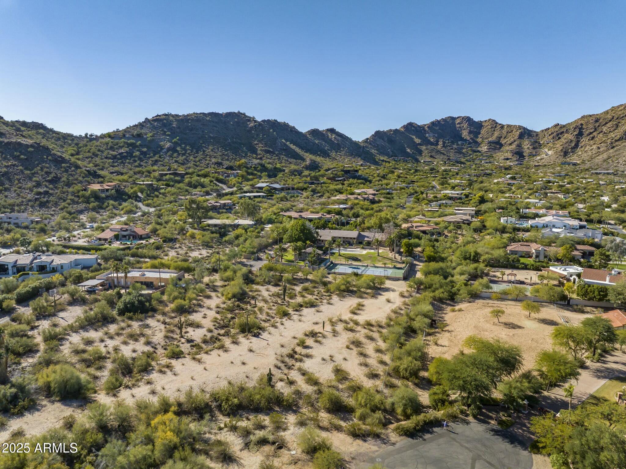 6515 E BLUEBIRD Lane 2