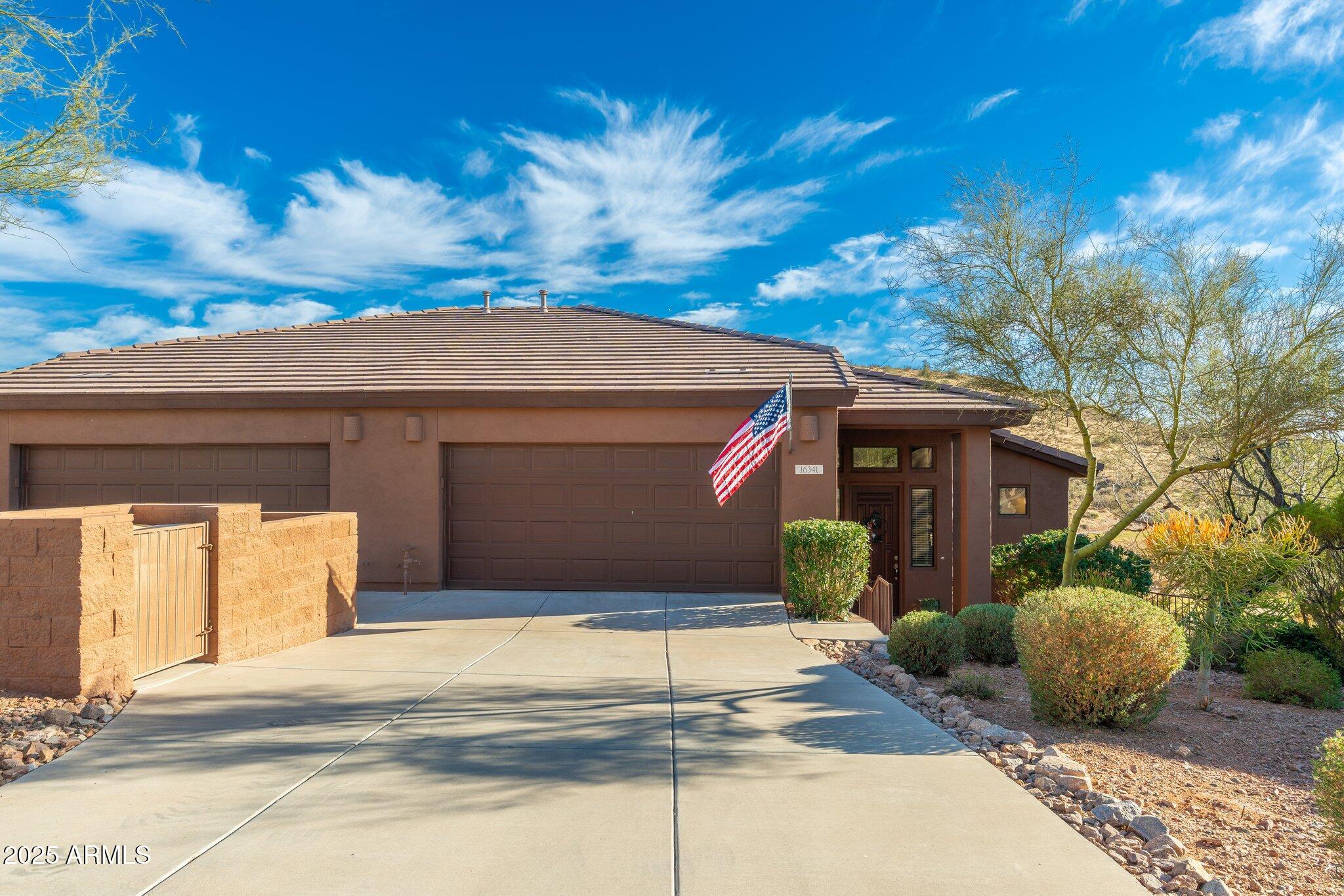 16341 E LINKS Drive