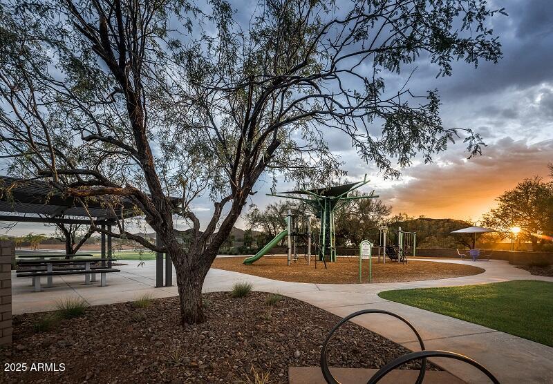 2232 W CHISUM Trail