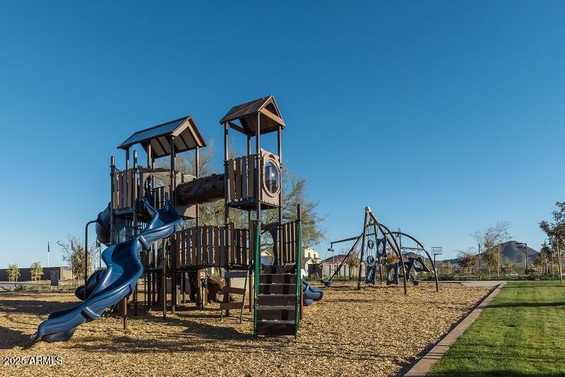 2232 W CHISUM Trail