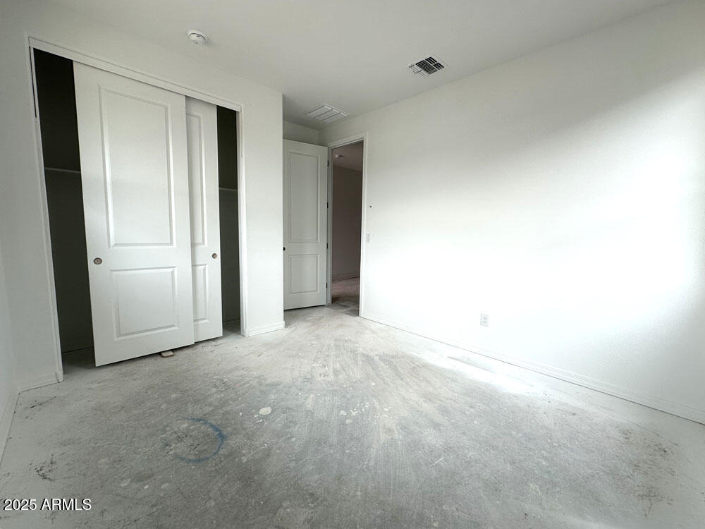22840 E ROUNDUP Way