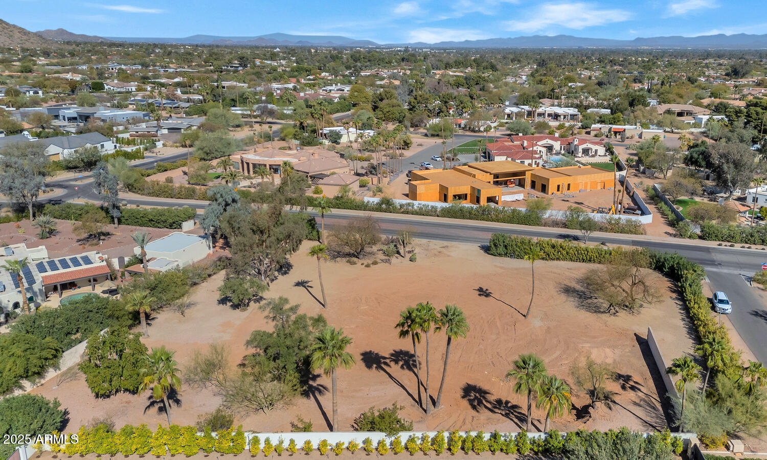 5225 E MOCKINGBIRD Lane, 6