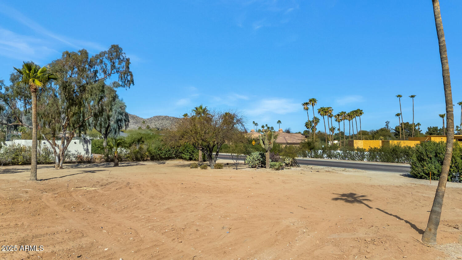 5225 E MOCKINGBIRD Lane, 6