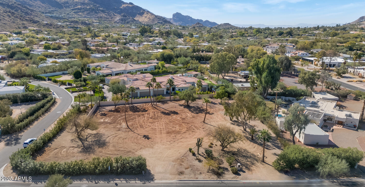 5225 E MOCKINGBIRD Lane, 6