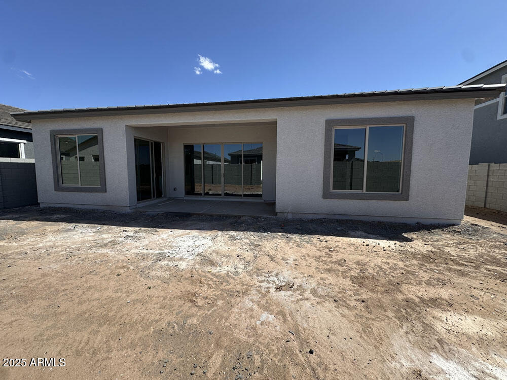 11426 E UTOPIA Avenue
