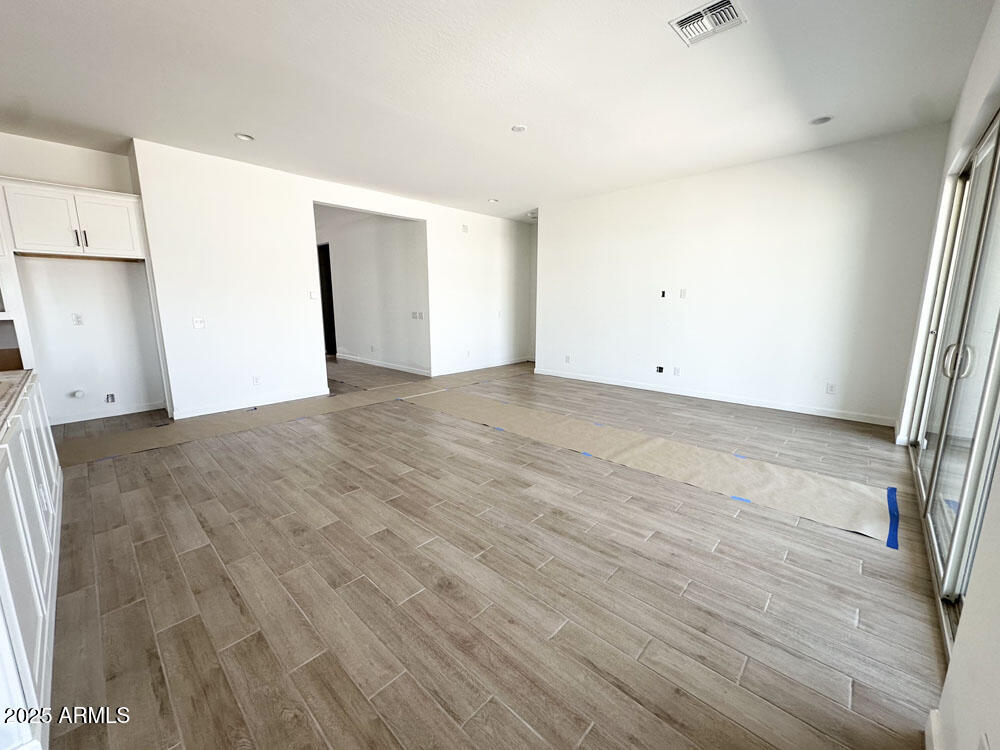 11426 E UTOPIA Avenue