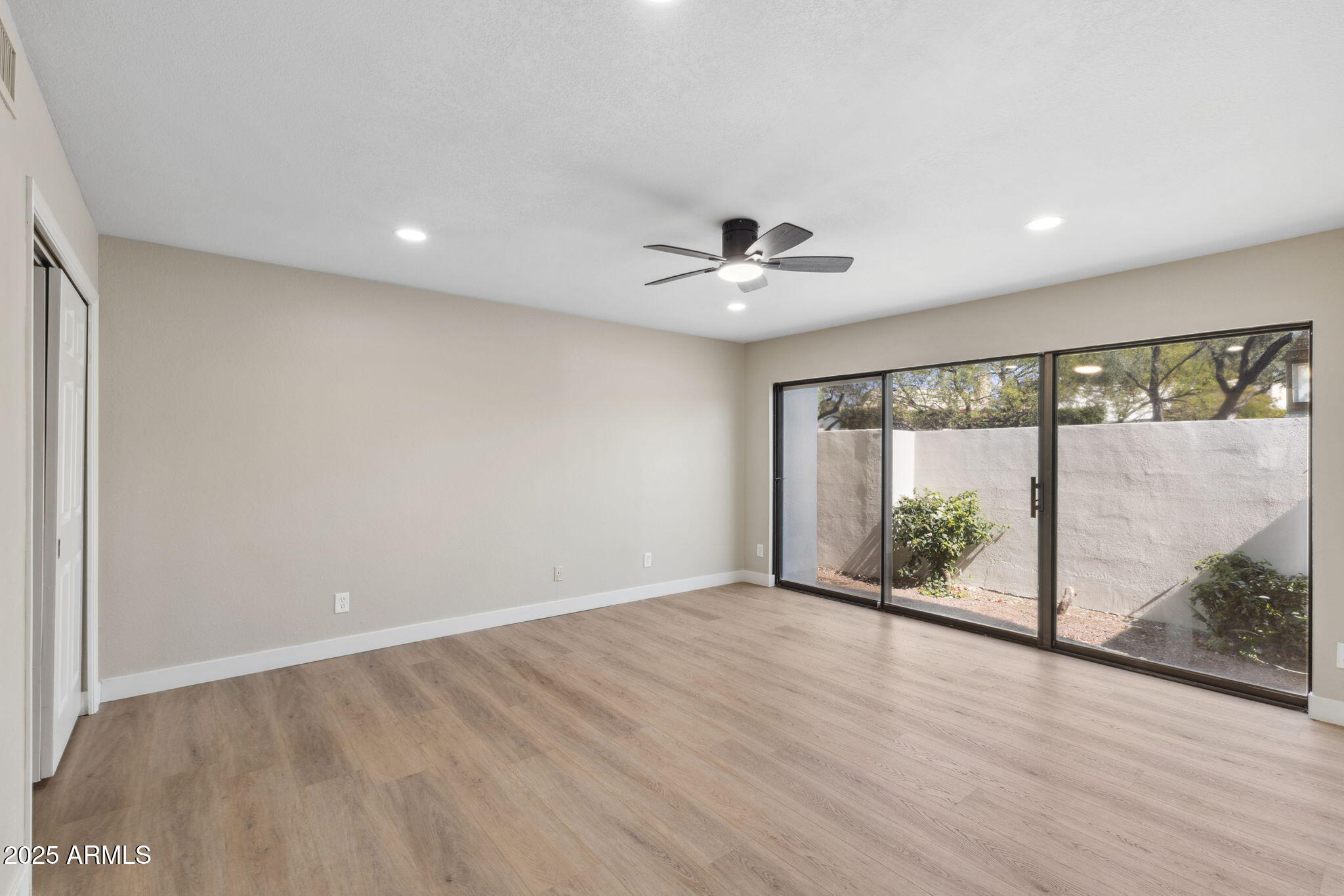 5310 N 24TH Place