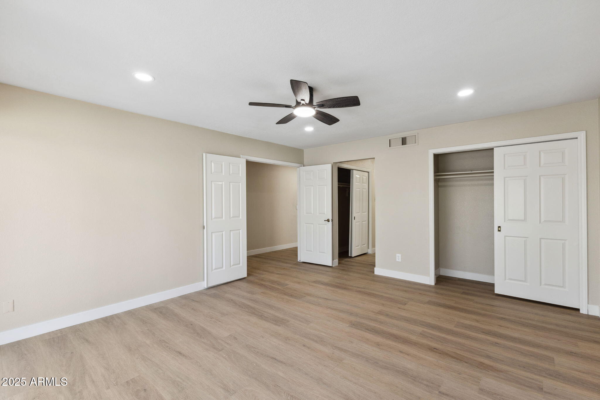 5310 N 24TH Place