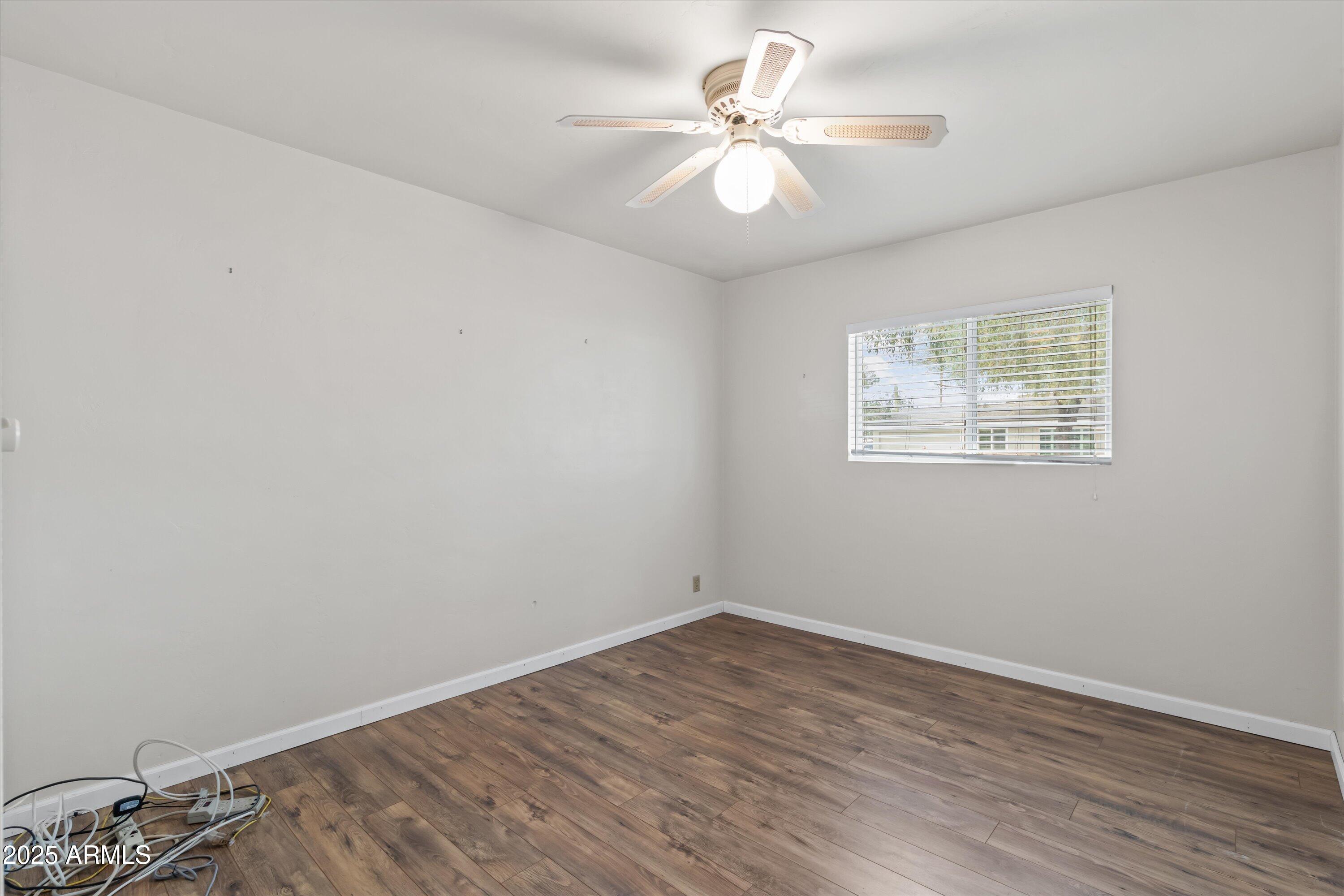 1509 W Tuckey Lane