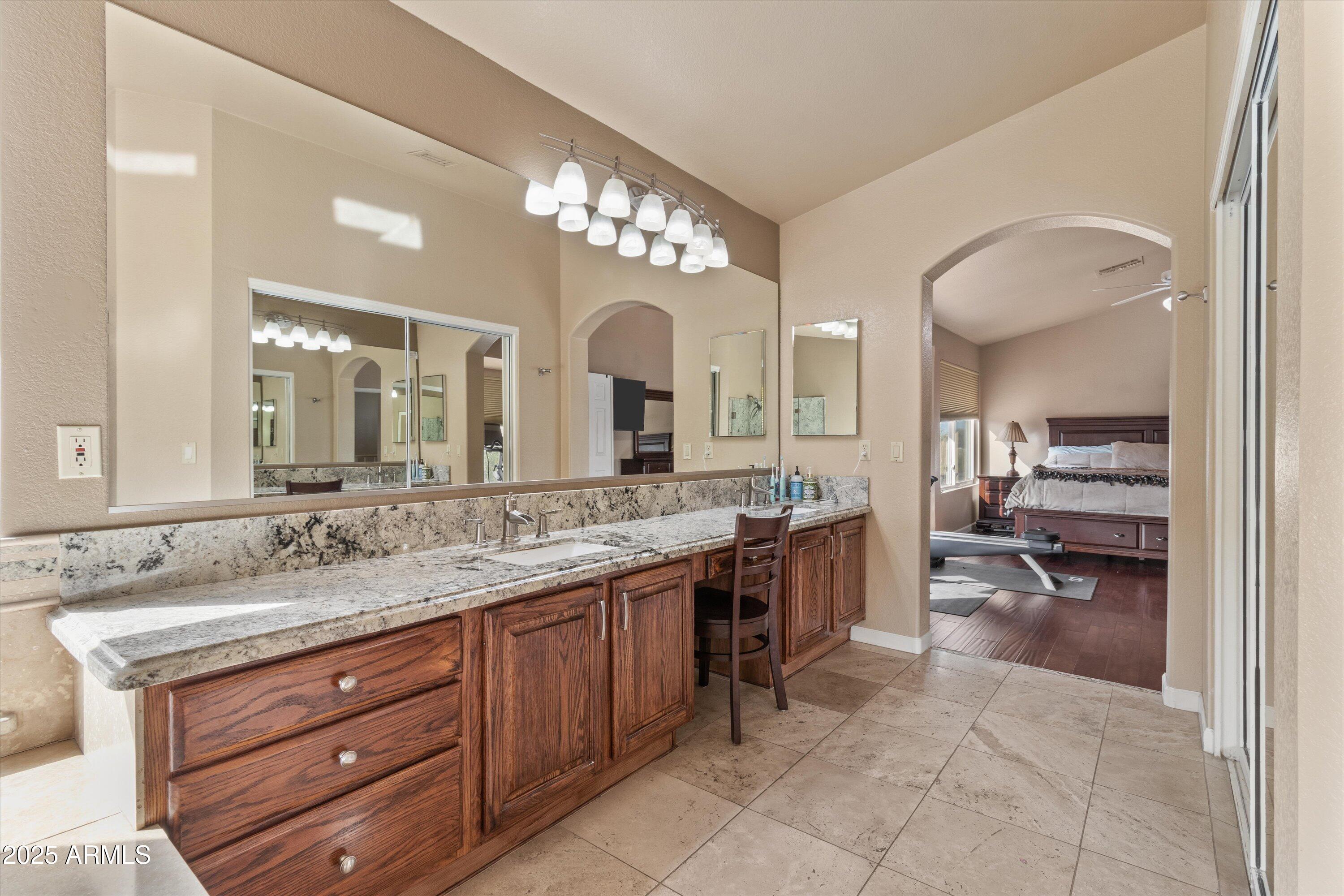 4607 E RANCHO LAREDO Drive
