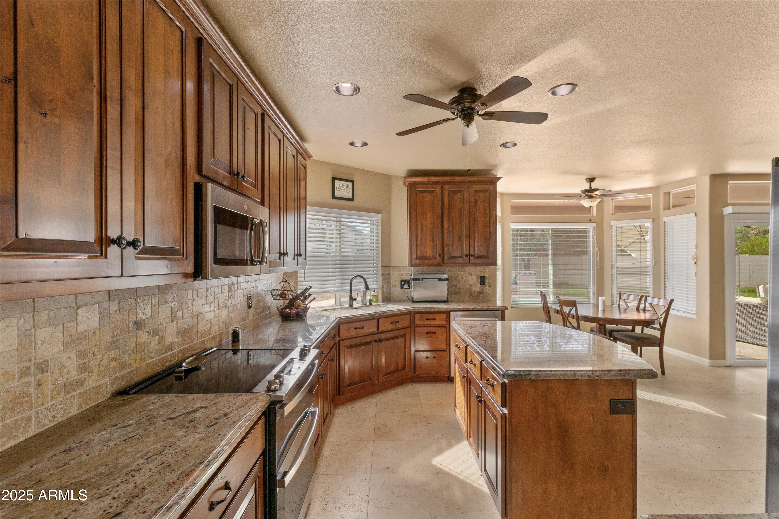 4607 E RANCHO LAREDO Drive