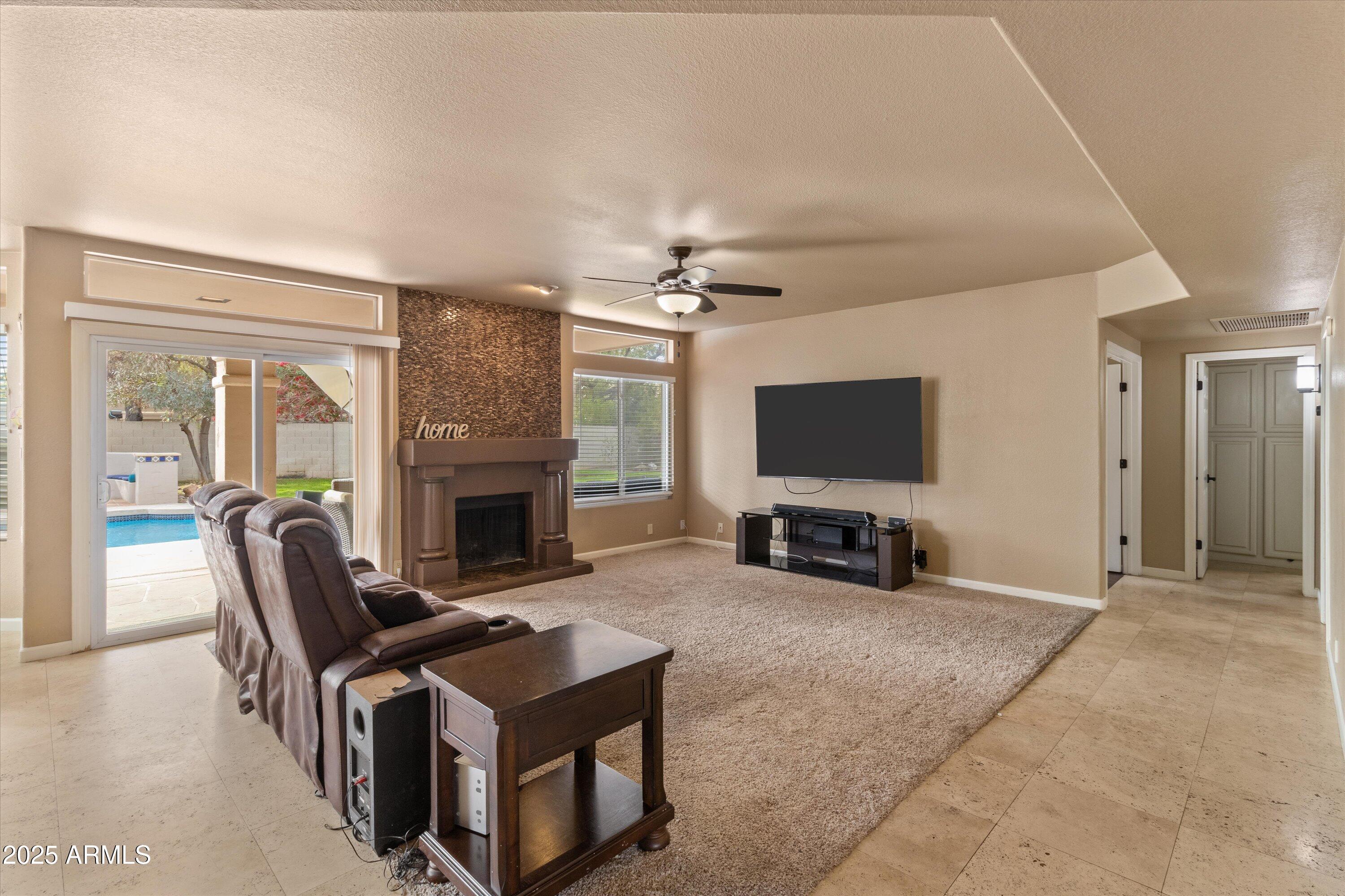 4607 E RANCHO LAREDO Drive