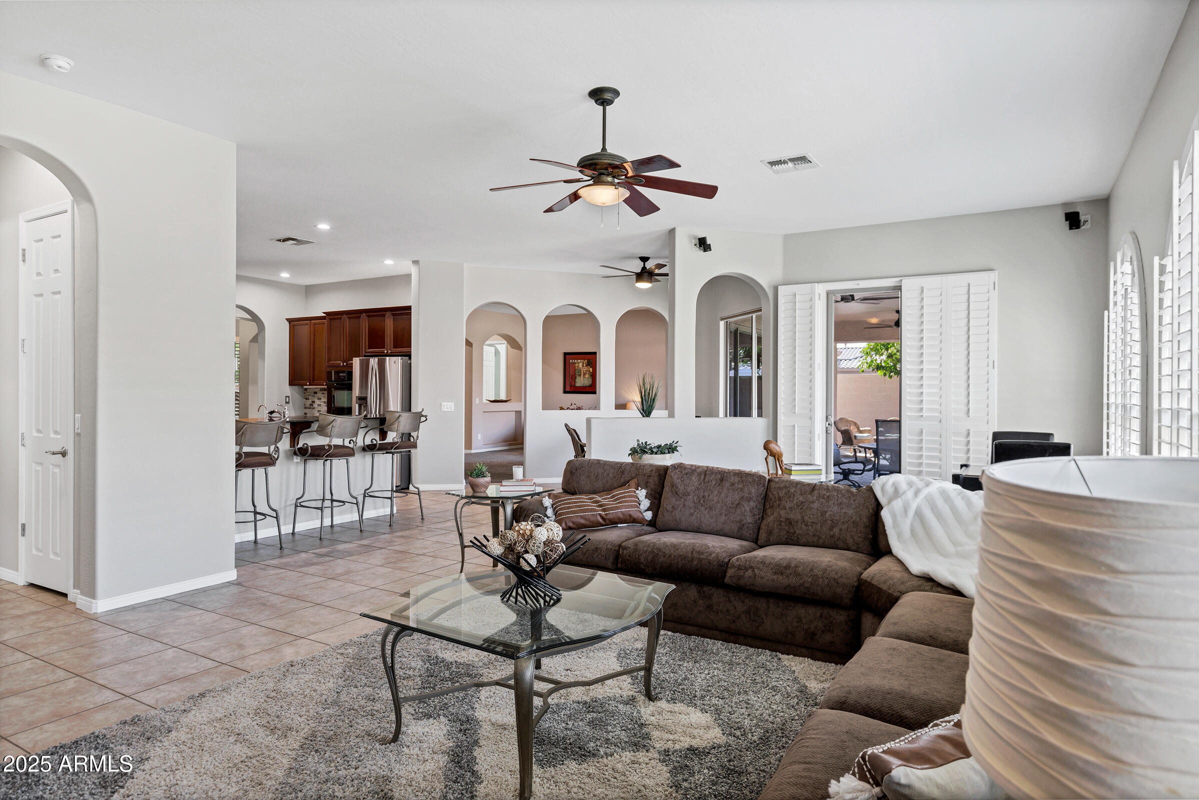 4618 E CARRIAGE Court
