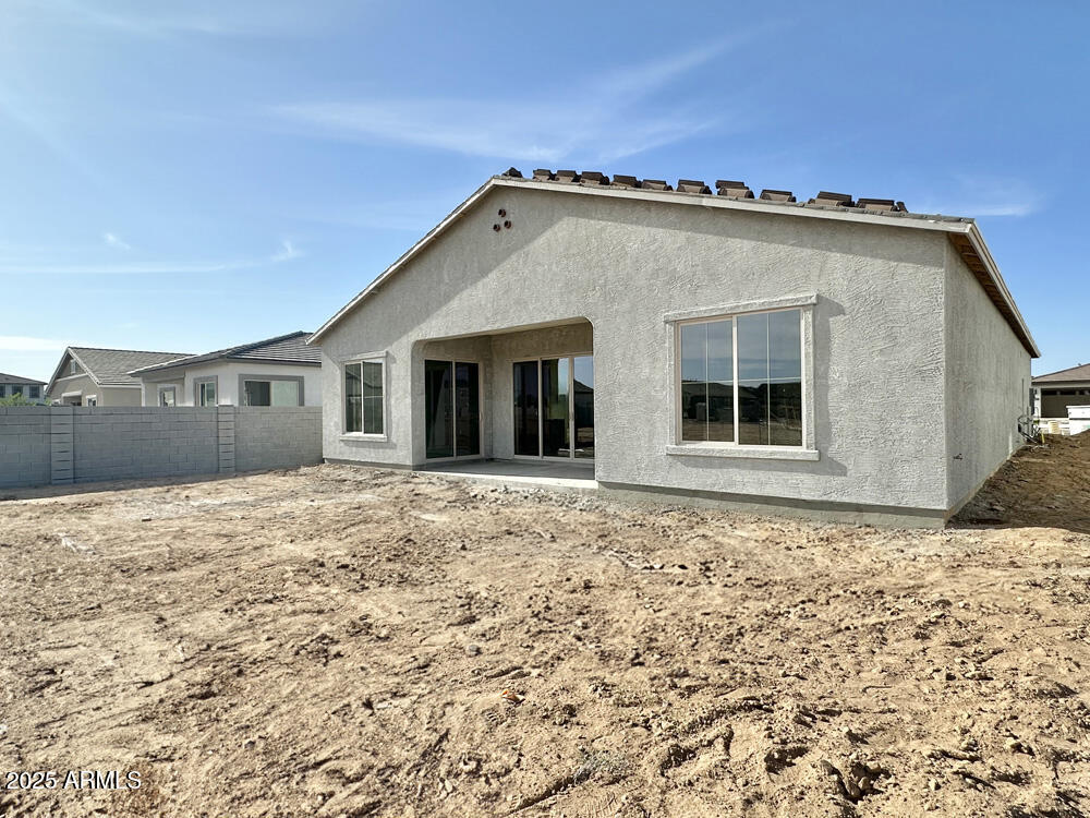 22693 E SADDLE Way