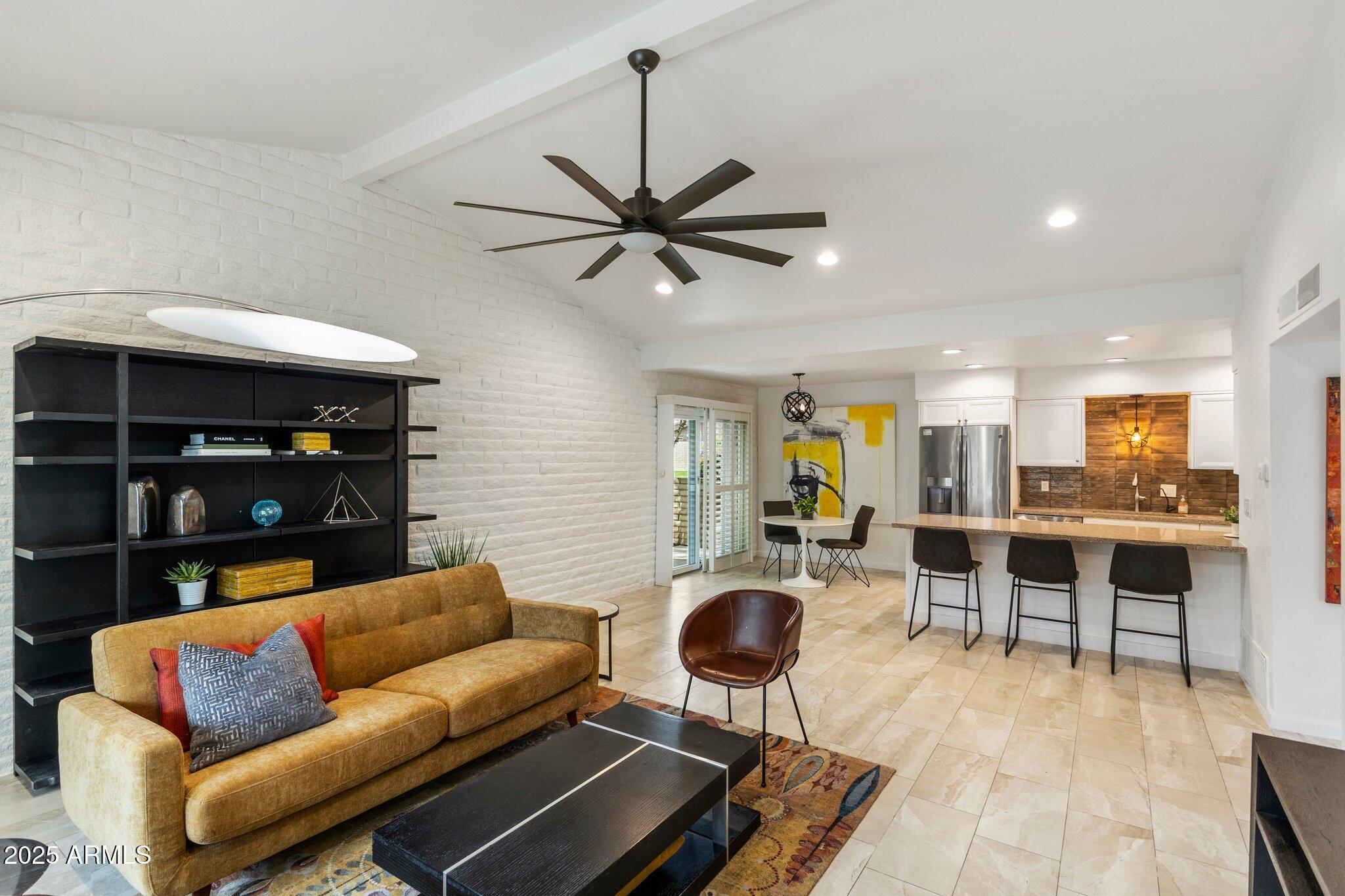 4800 N 68TH Street, 109