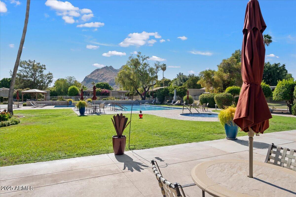 4800 N 68TH Street, 109