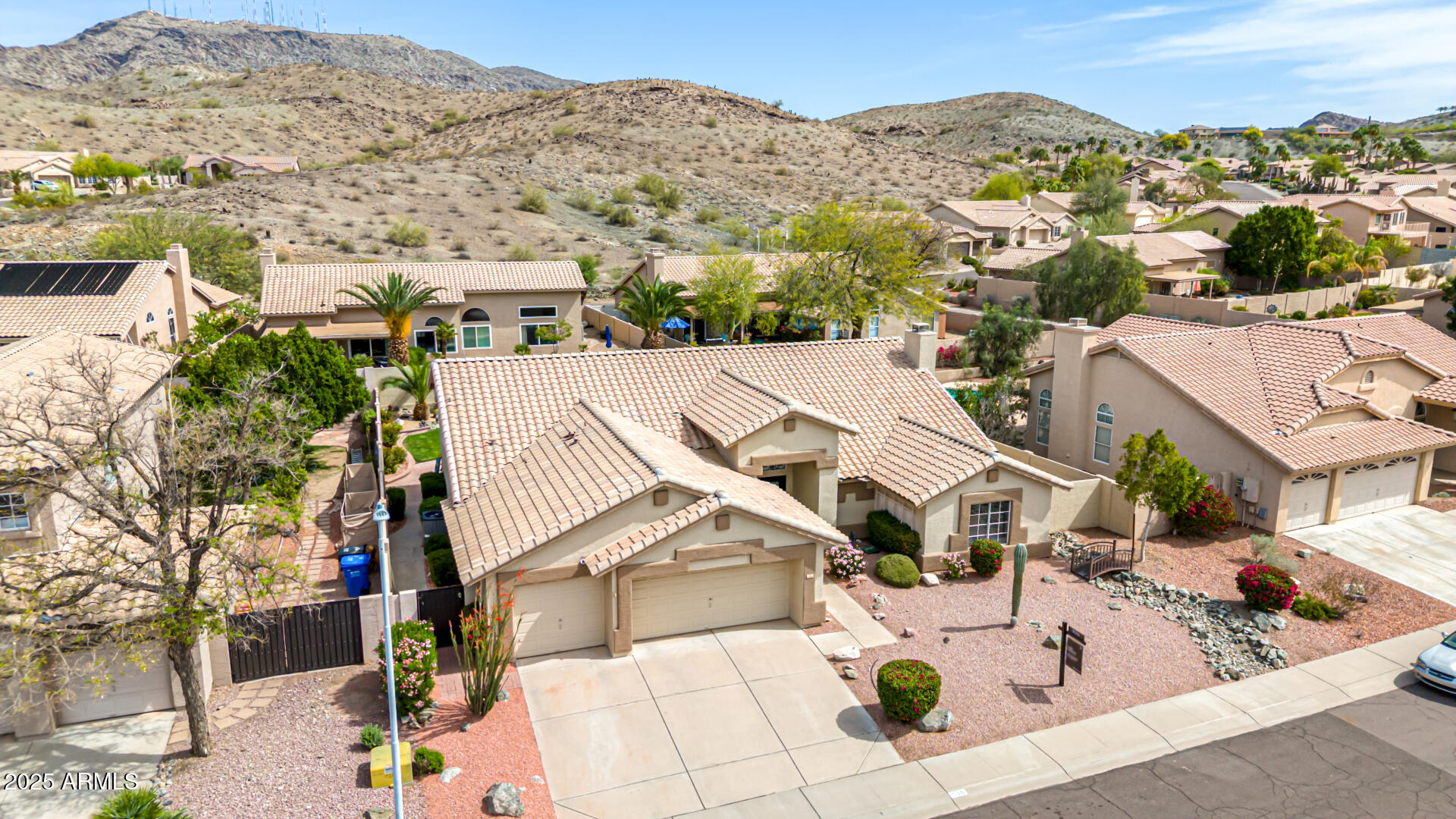 16 E SOUTH FORK Drive