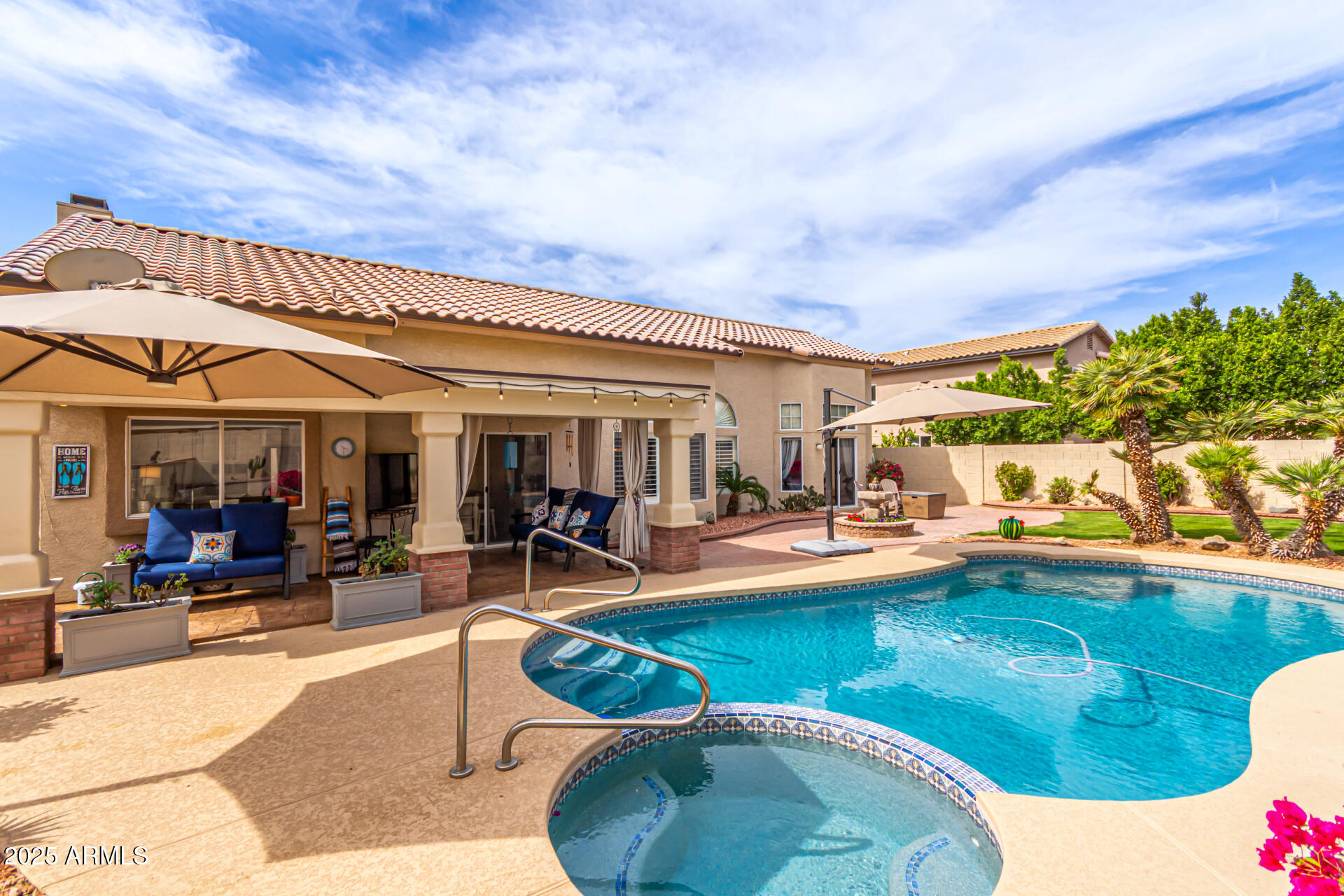 16 E SOUTH FORK Drive