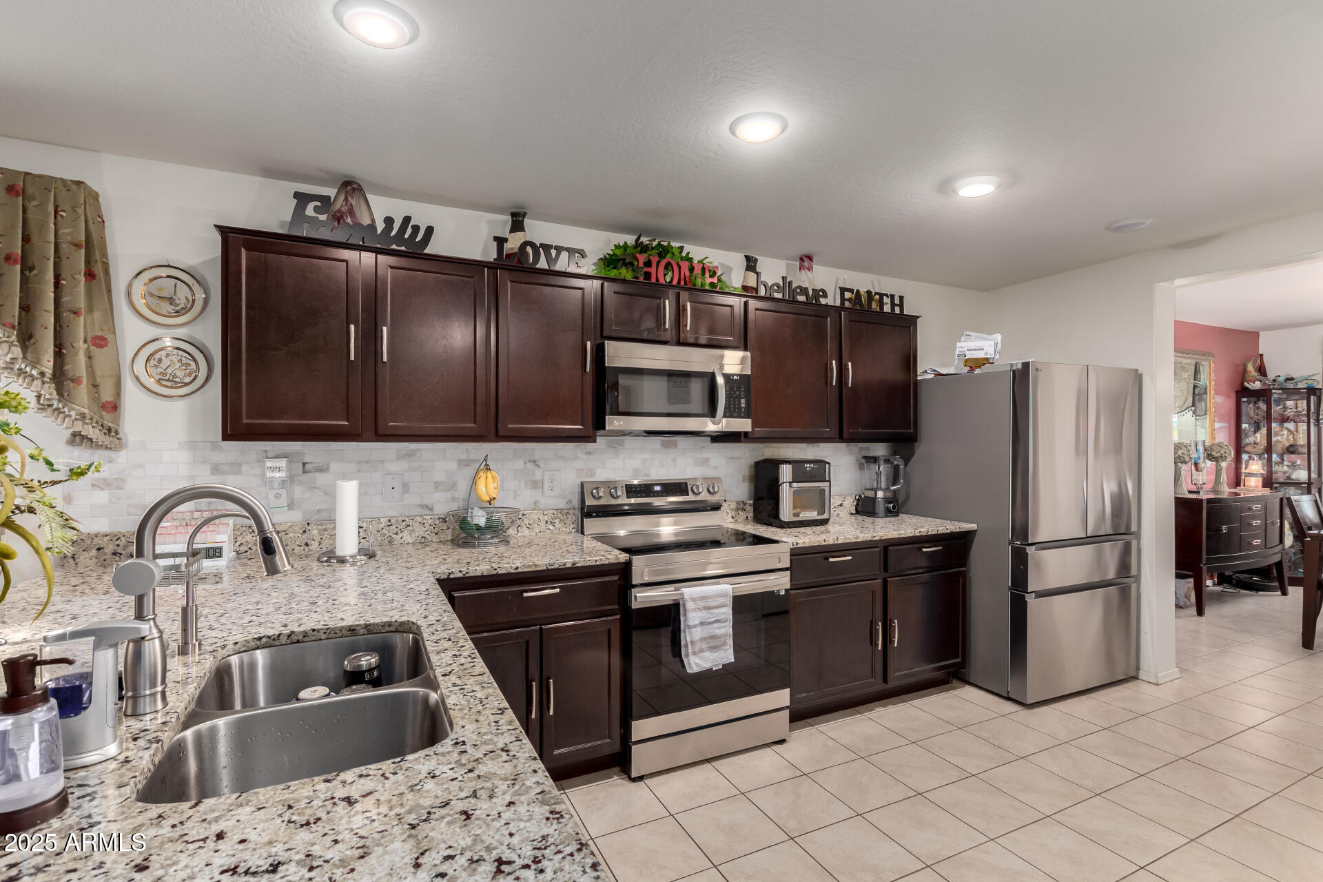 13070 E DESERT LILY Lane