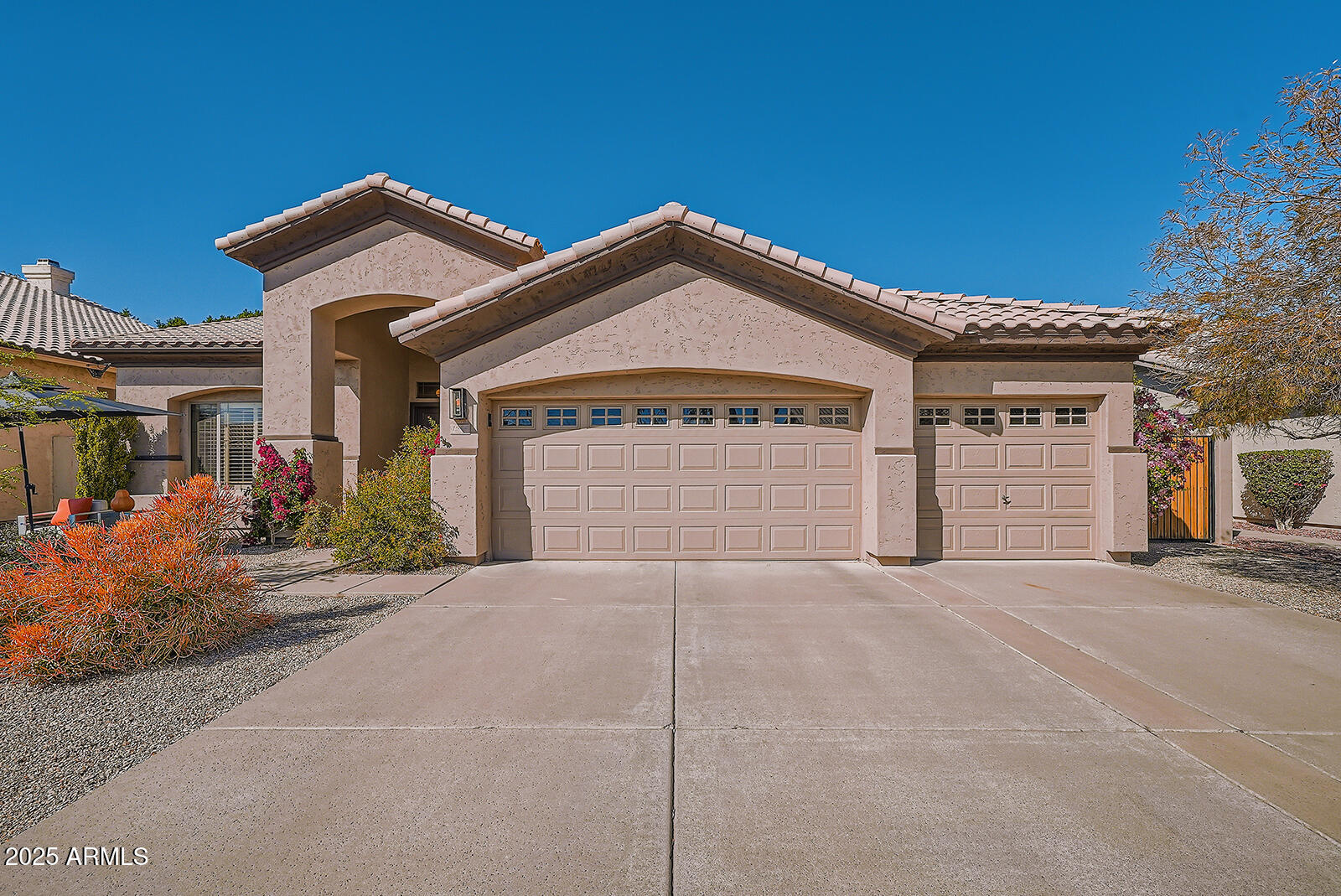 1966 E DRAKE Drive