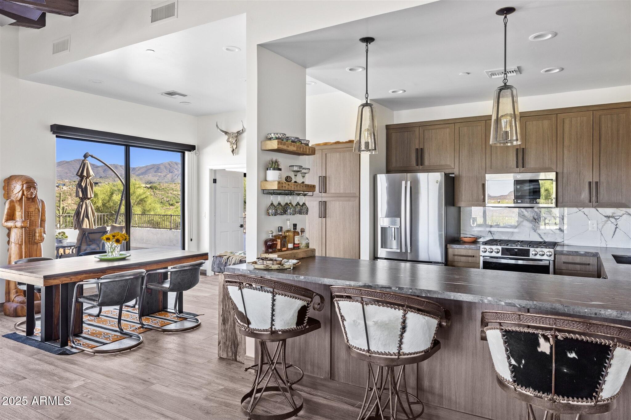 37801 N Stirrup Circle