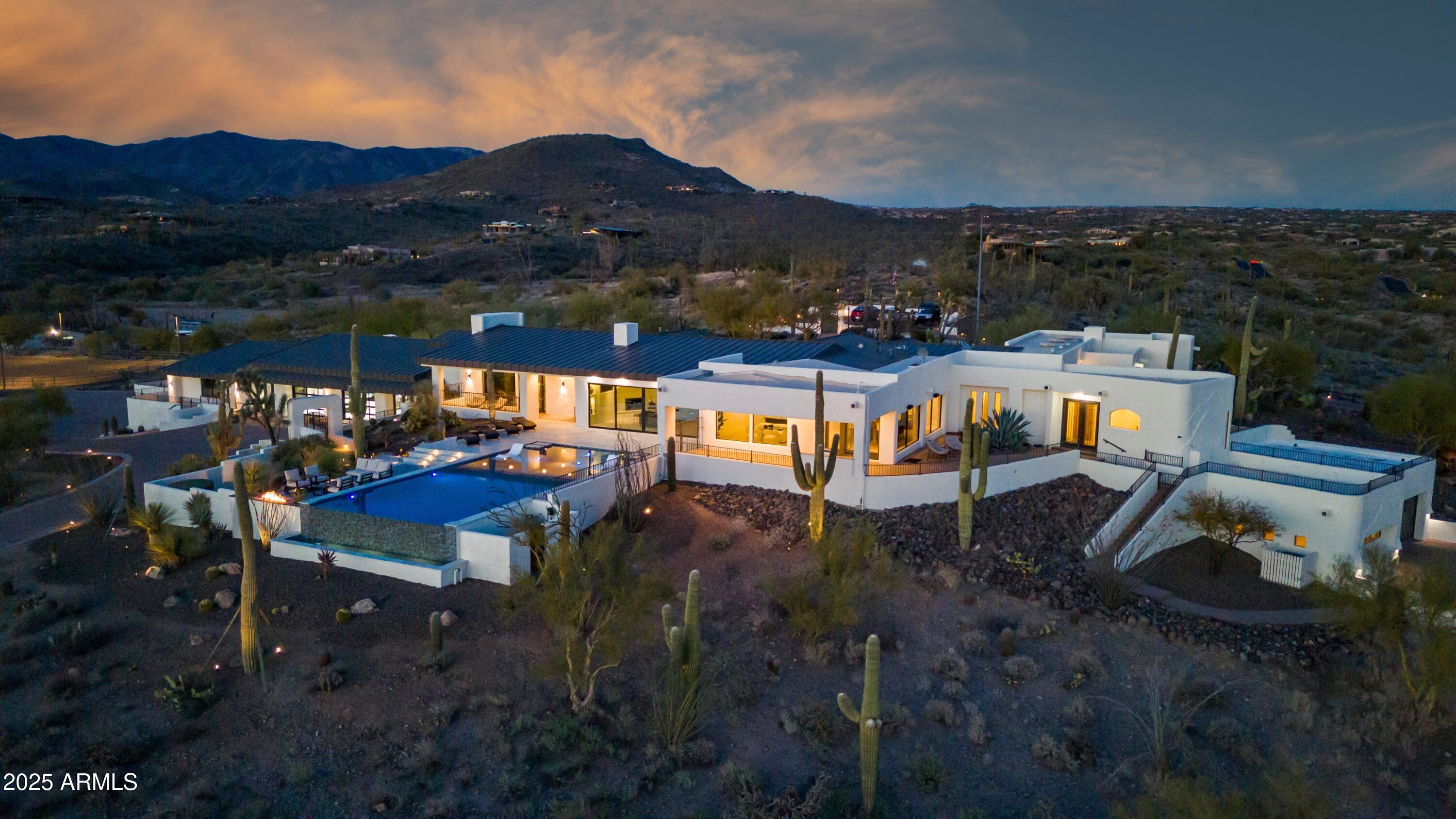 37801 N Stirrup Circle