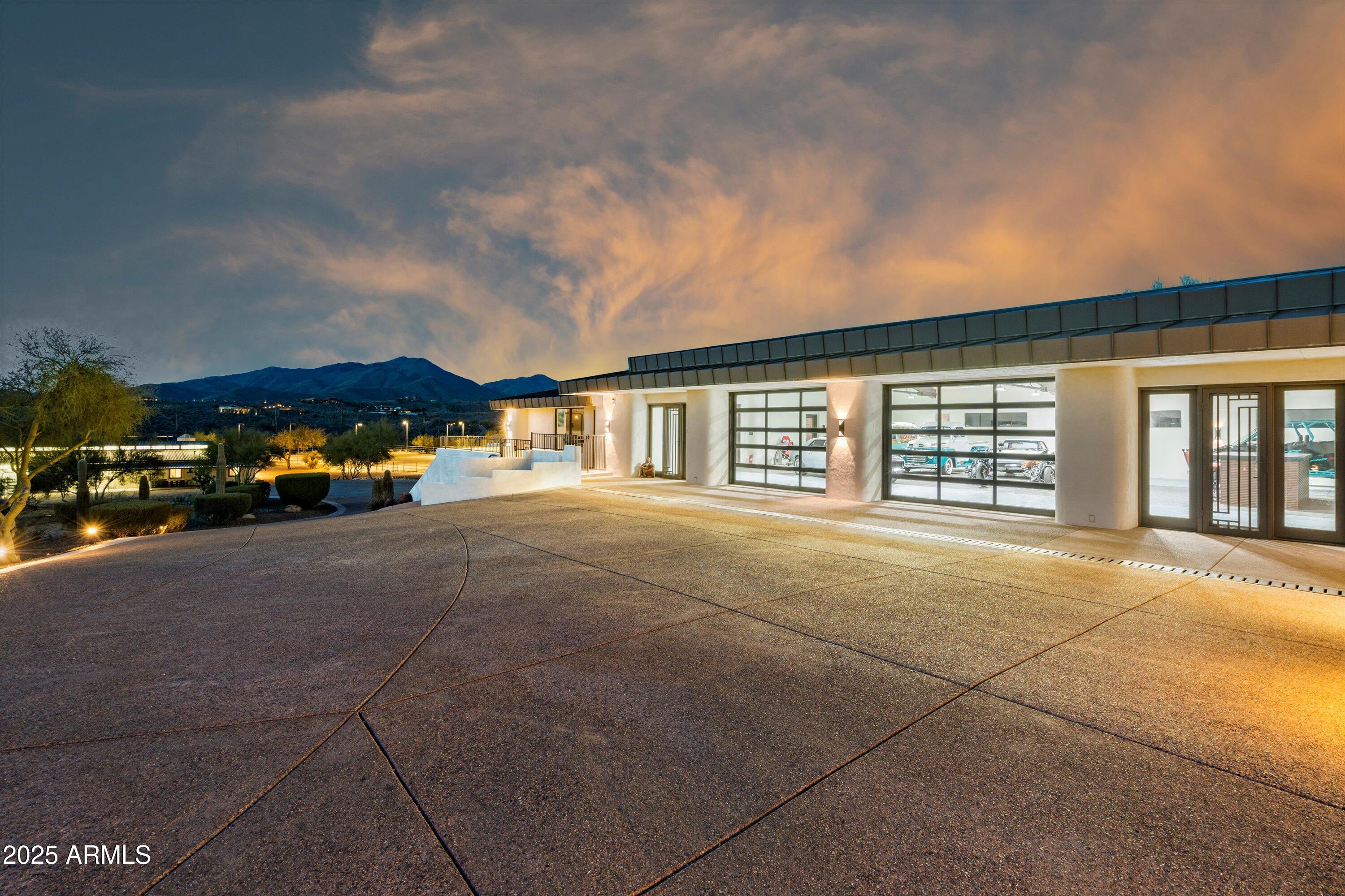 37801 N Stirrup Circle