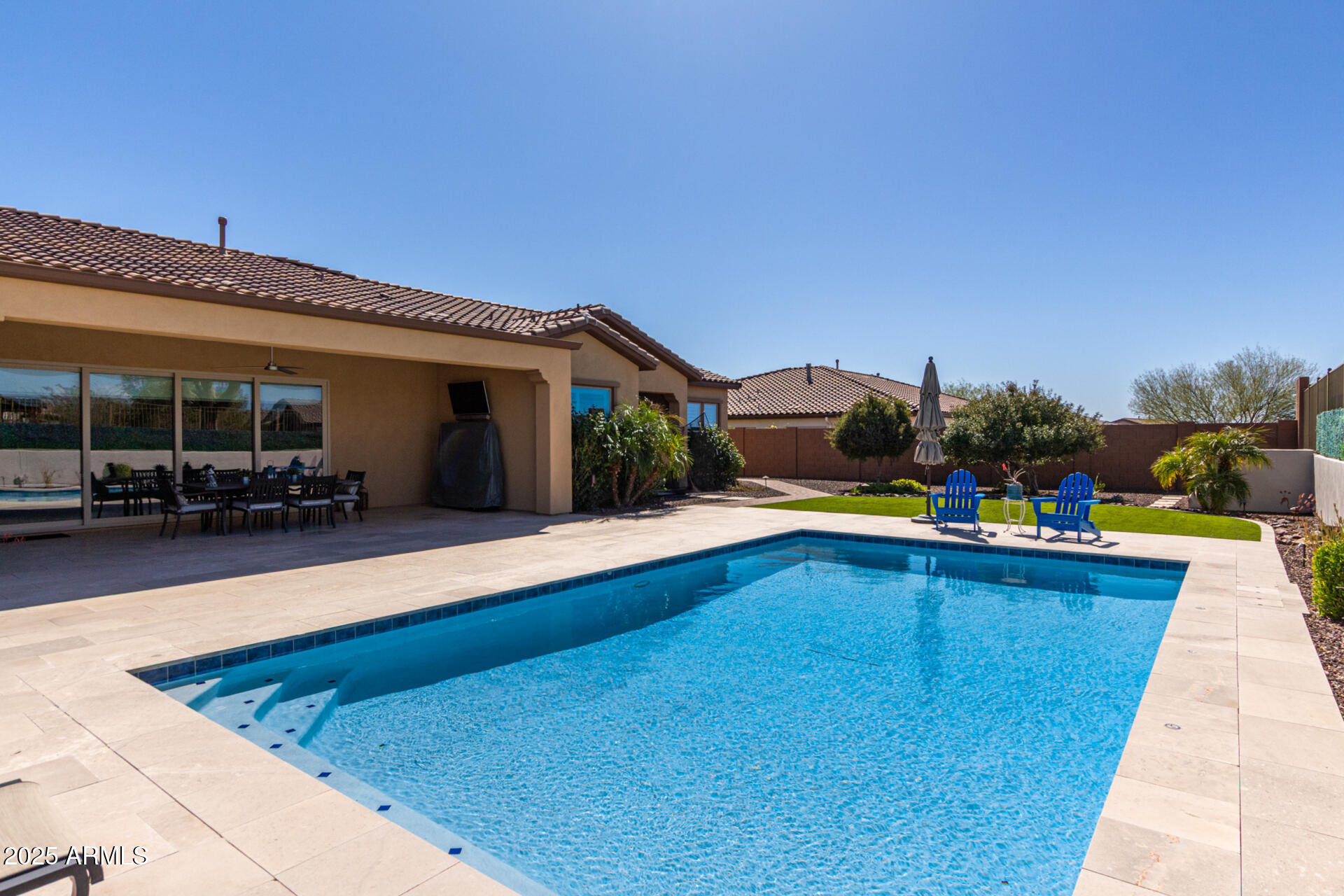 6112 E CALLE DE POMPAS