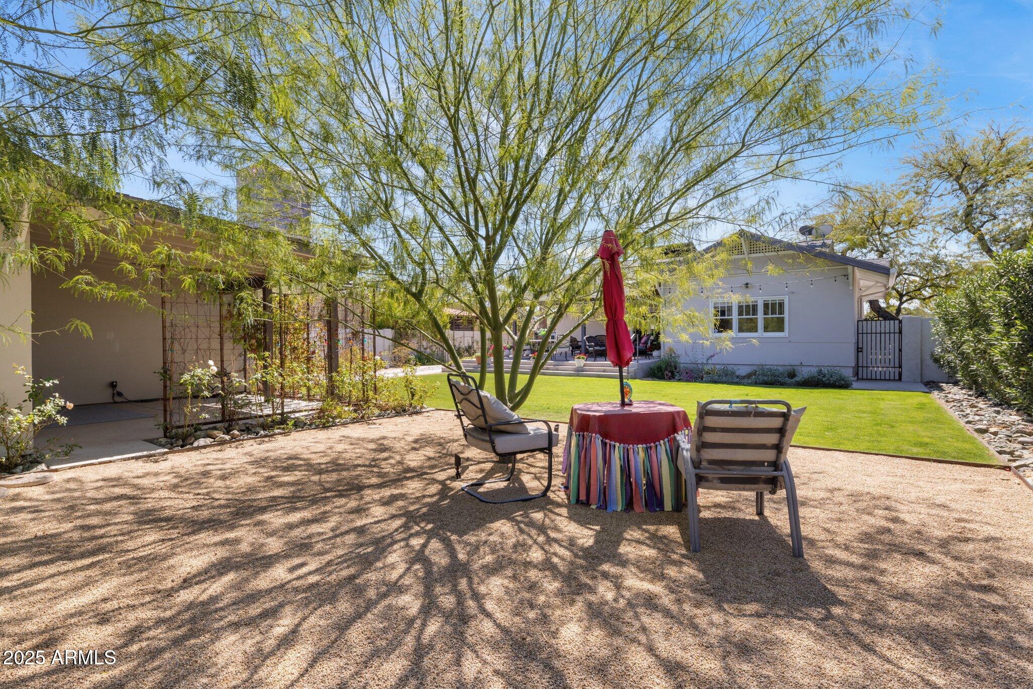 144 W PALM Lane