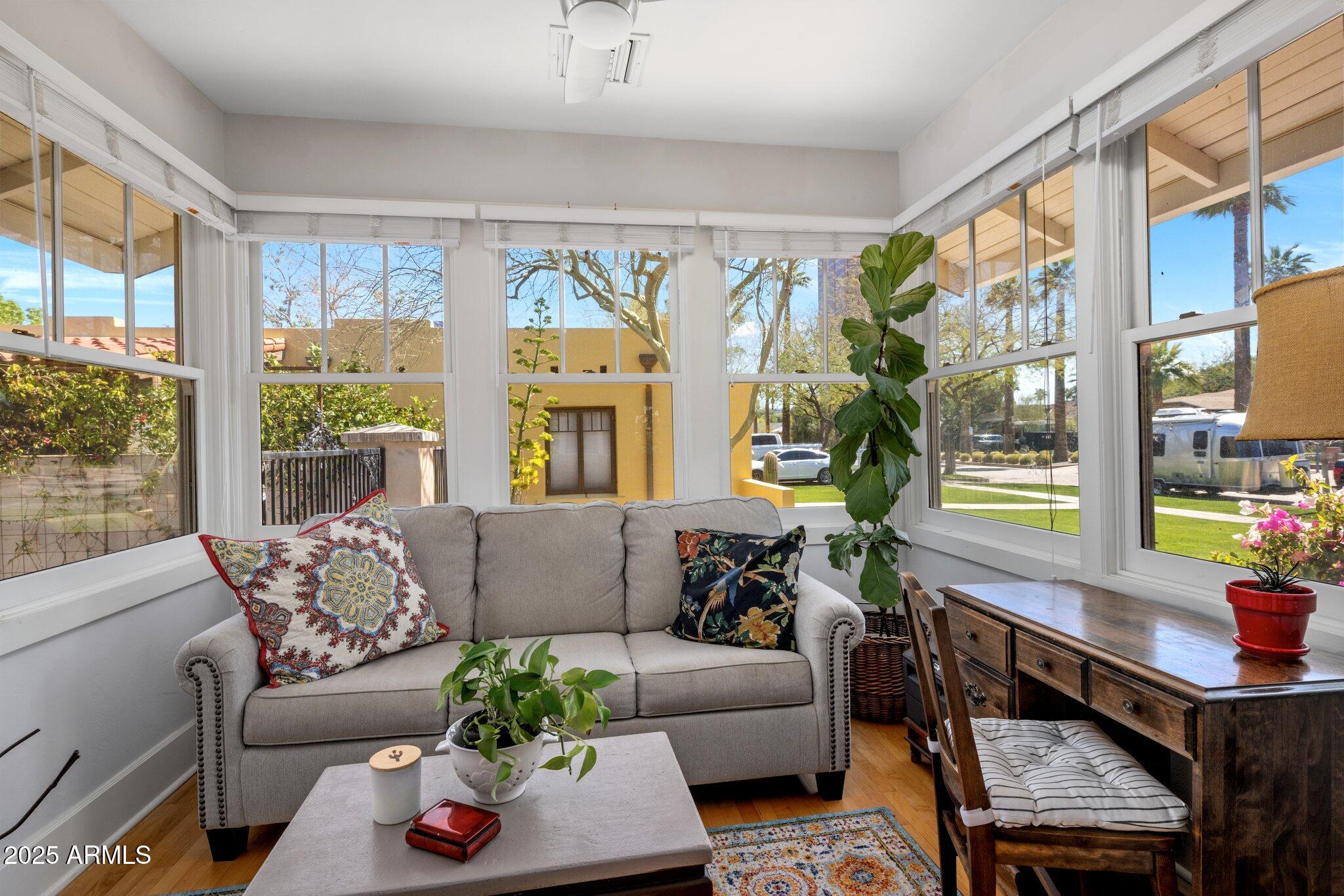 144 W PALM Lane