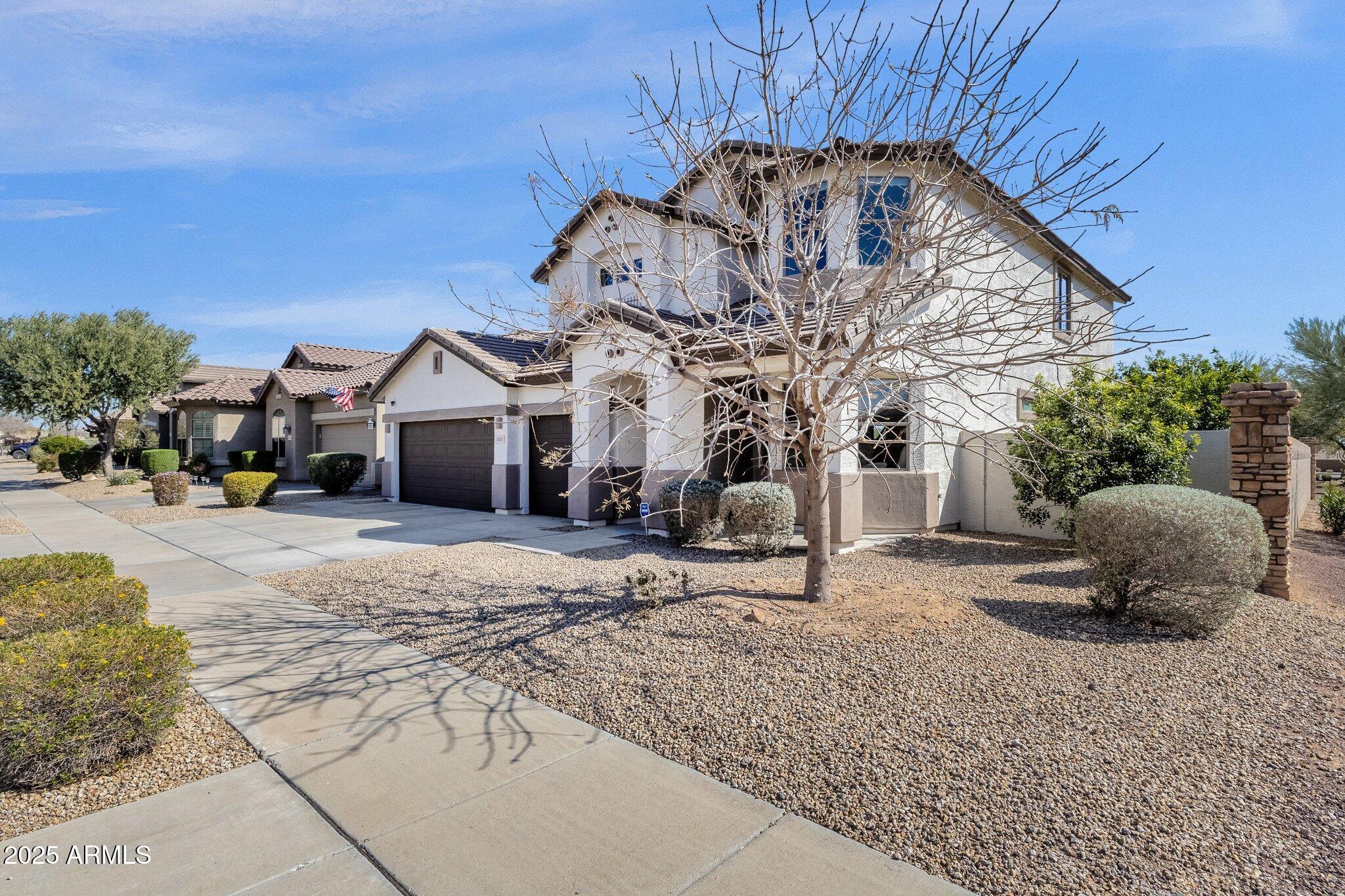 2417 W APACHE RAIN Road