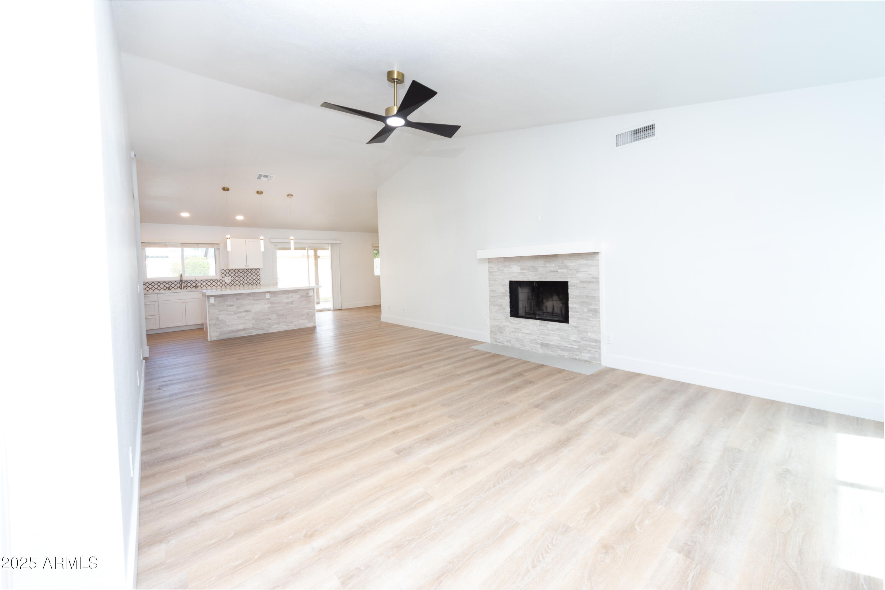 4038 E WESCOTT Drive