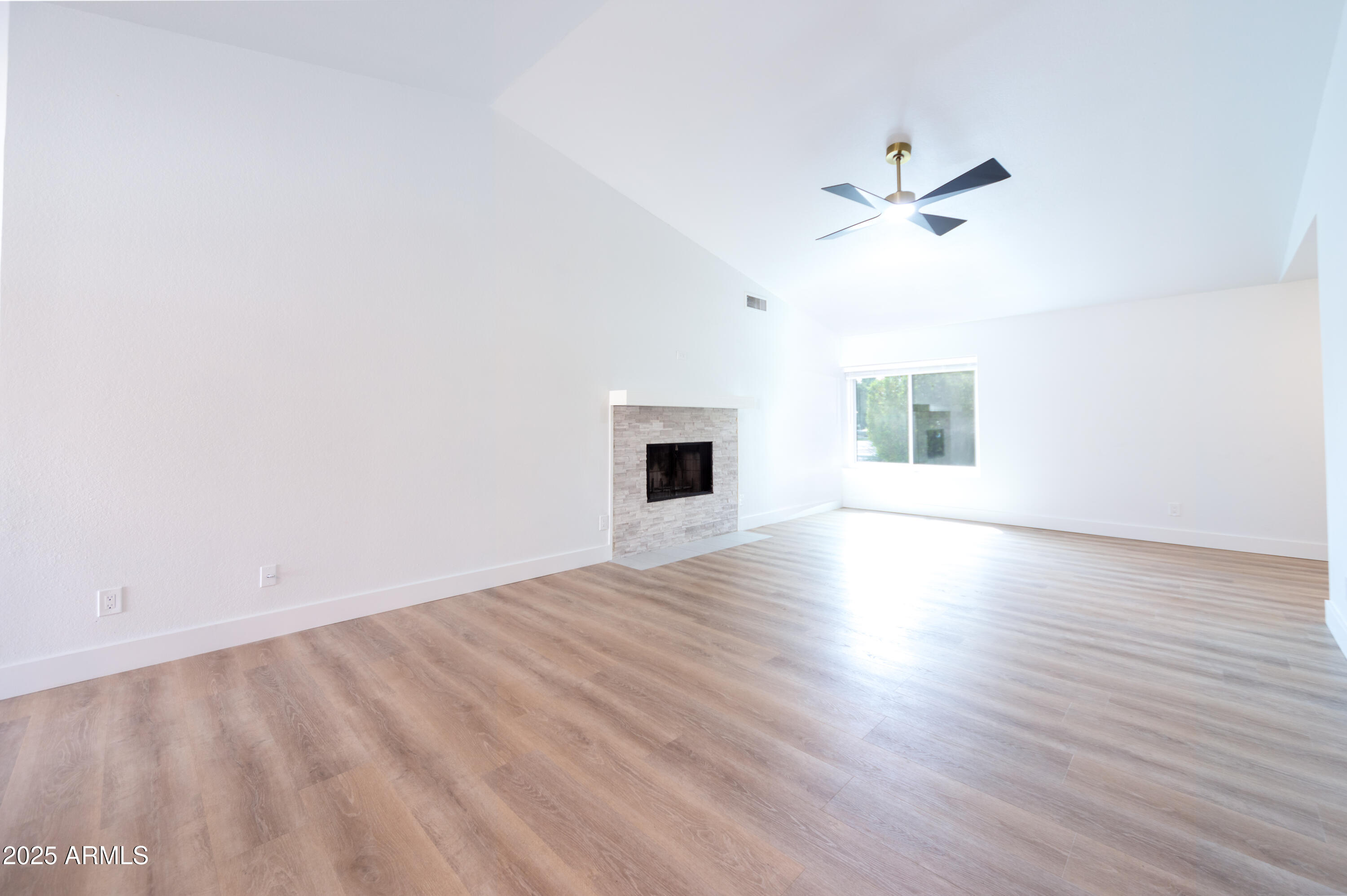 4038 E WESCOTT Drive