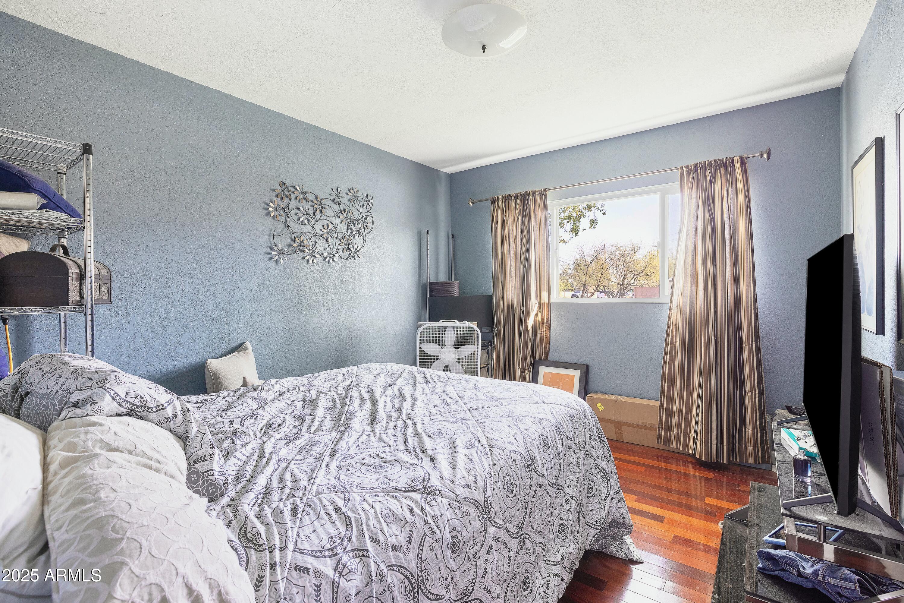 4332 E Calle Redonda Street